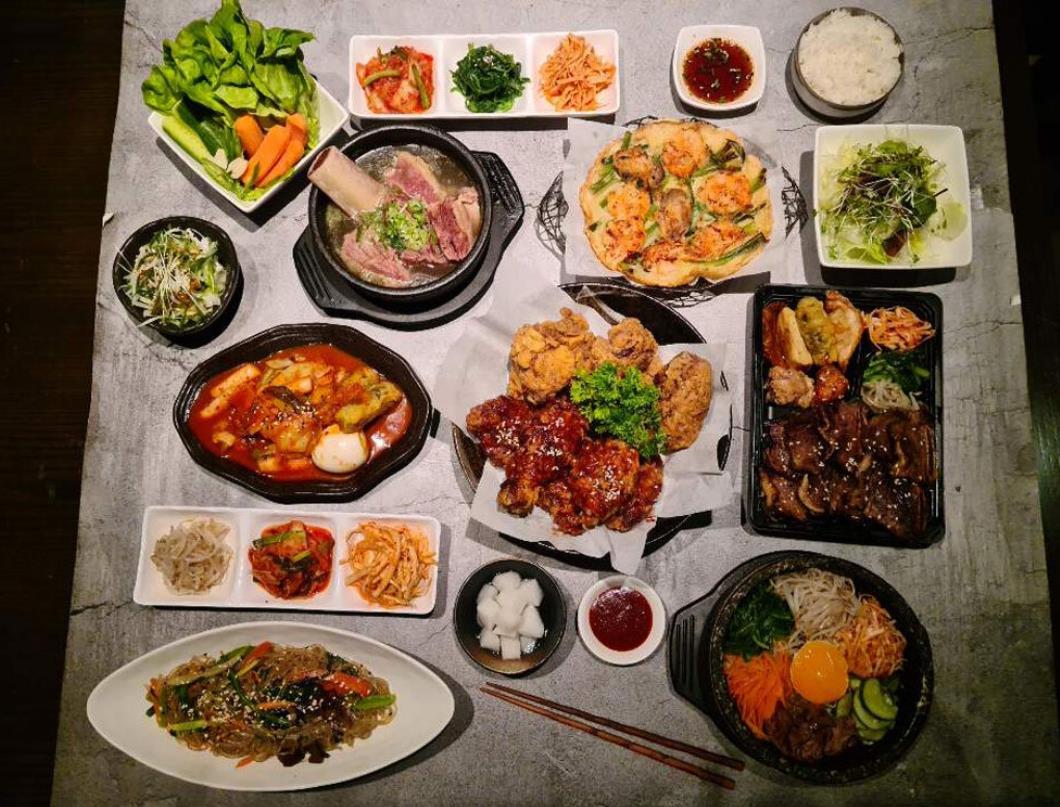 갈비 한식당  Kalbi Korean BBQ & Sushi