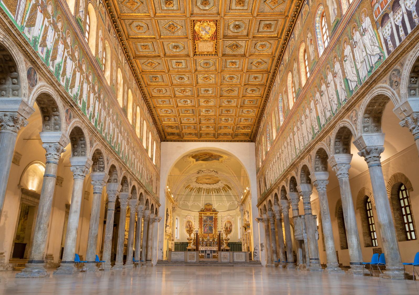 산 아폴리나레 누오보 성당  Basilica di Sant