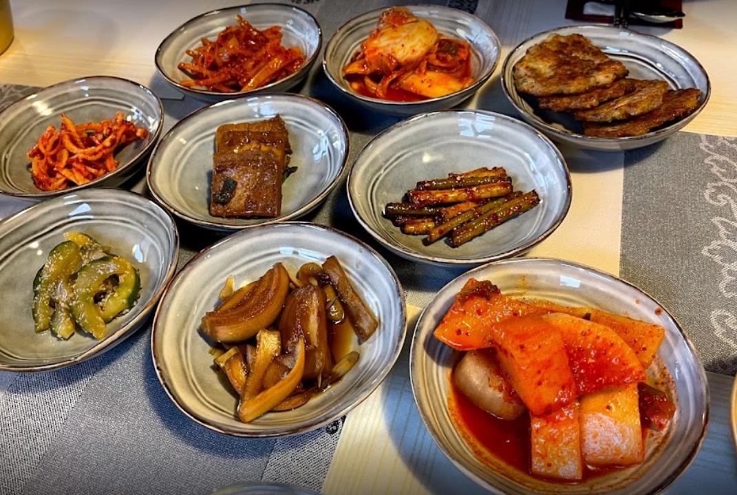 트로야 한식당  Korean Restaurant Troja