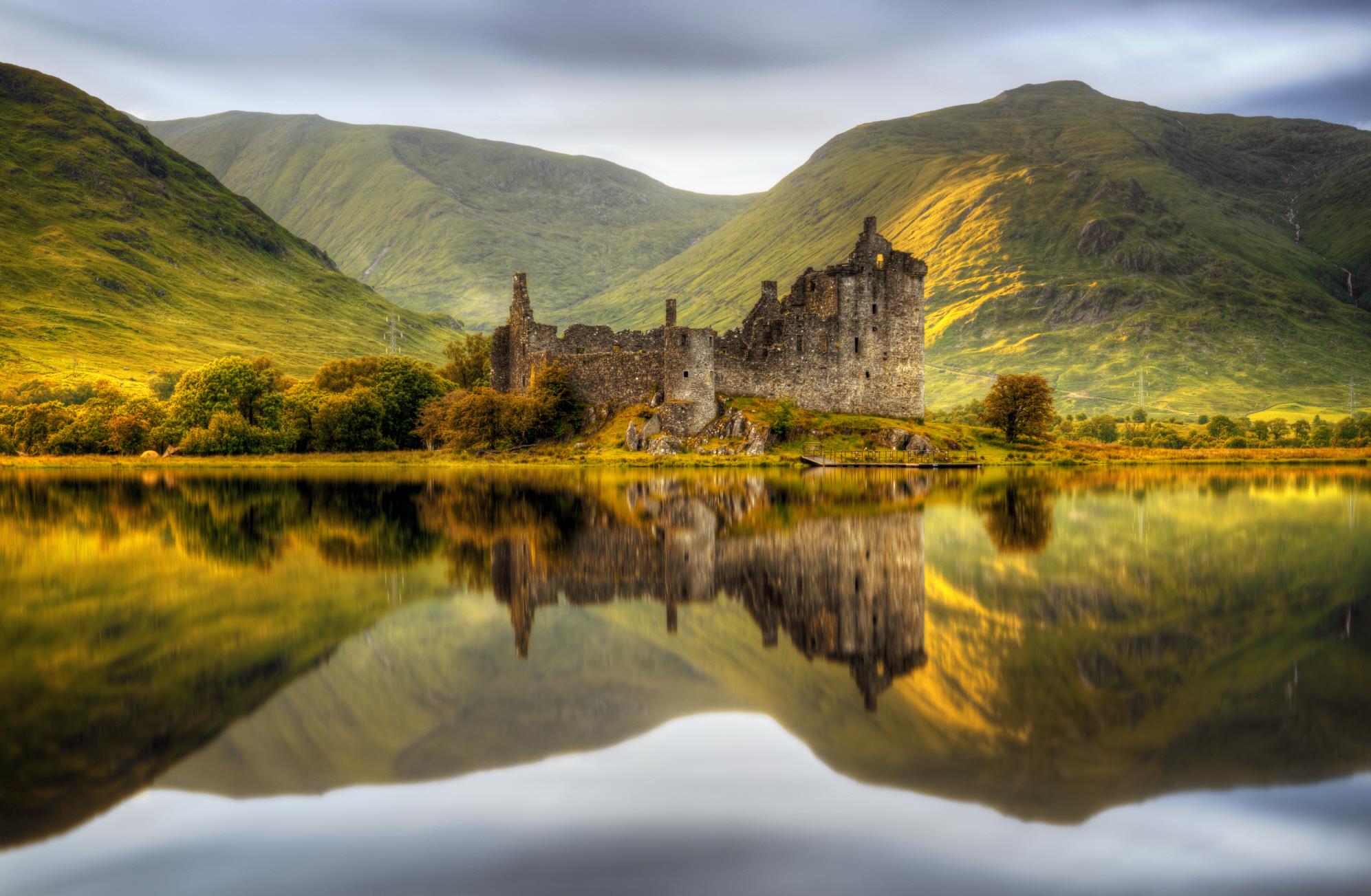 킬천 성  Kilchurn Castle