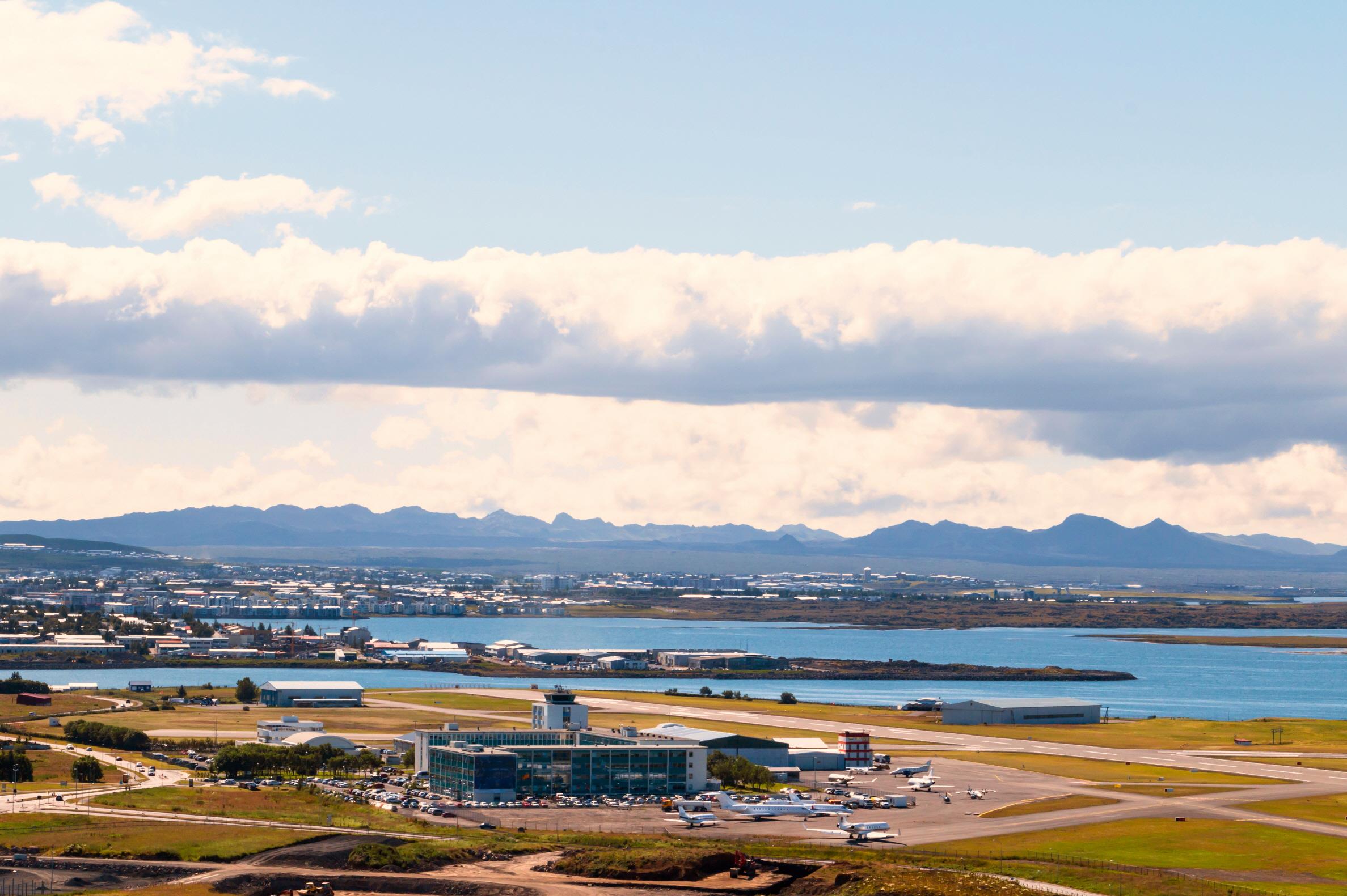 인천공항 출국 - 레이캬비크공항 입국  Keflavik International Airport