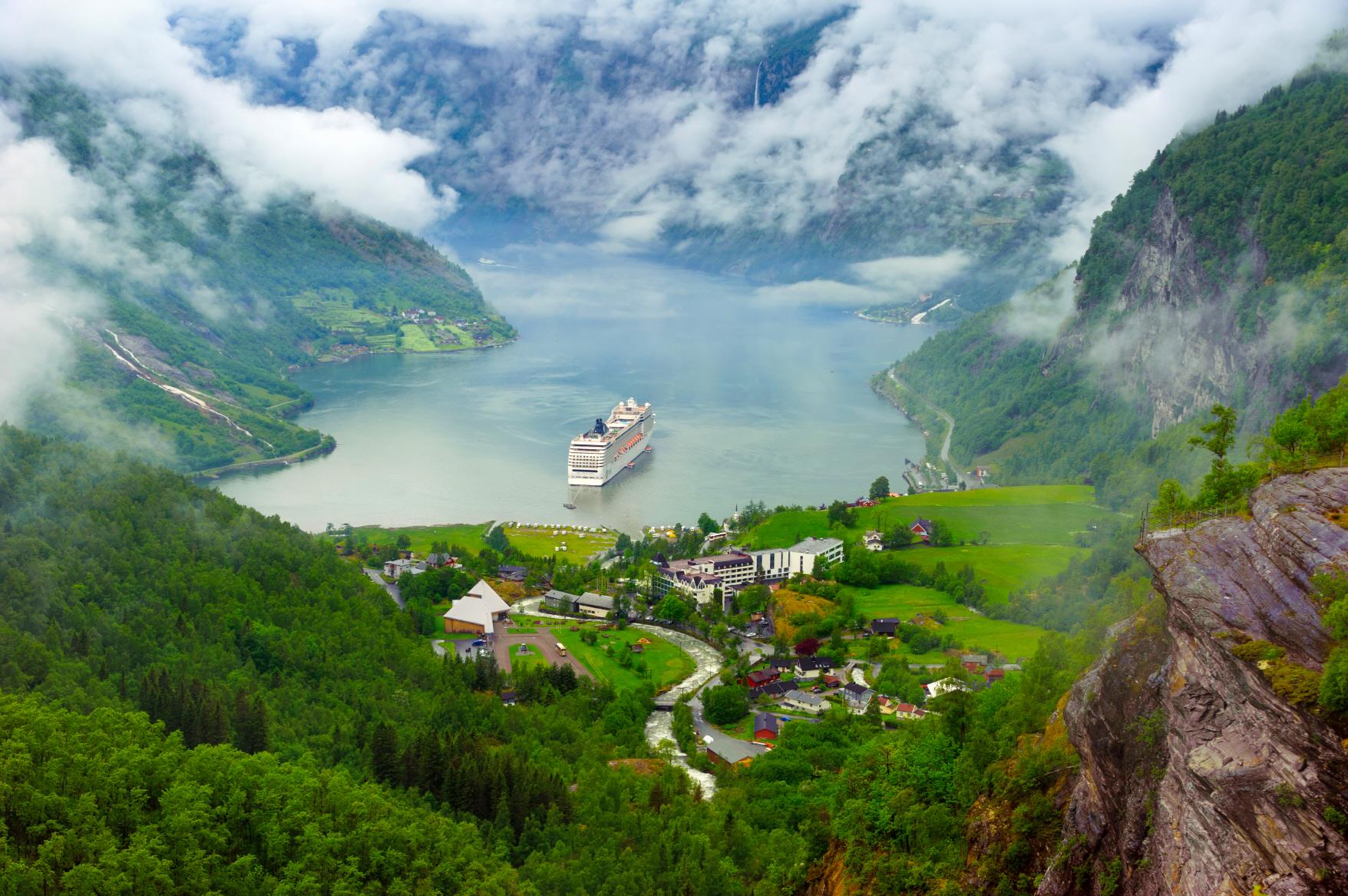 게이랑에르 피요르드  Geirangerfjord