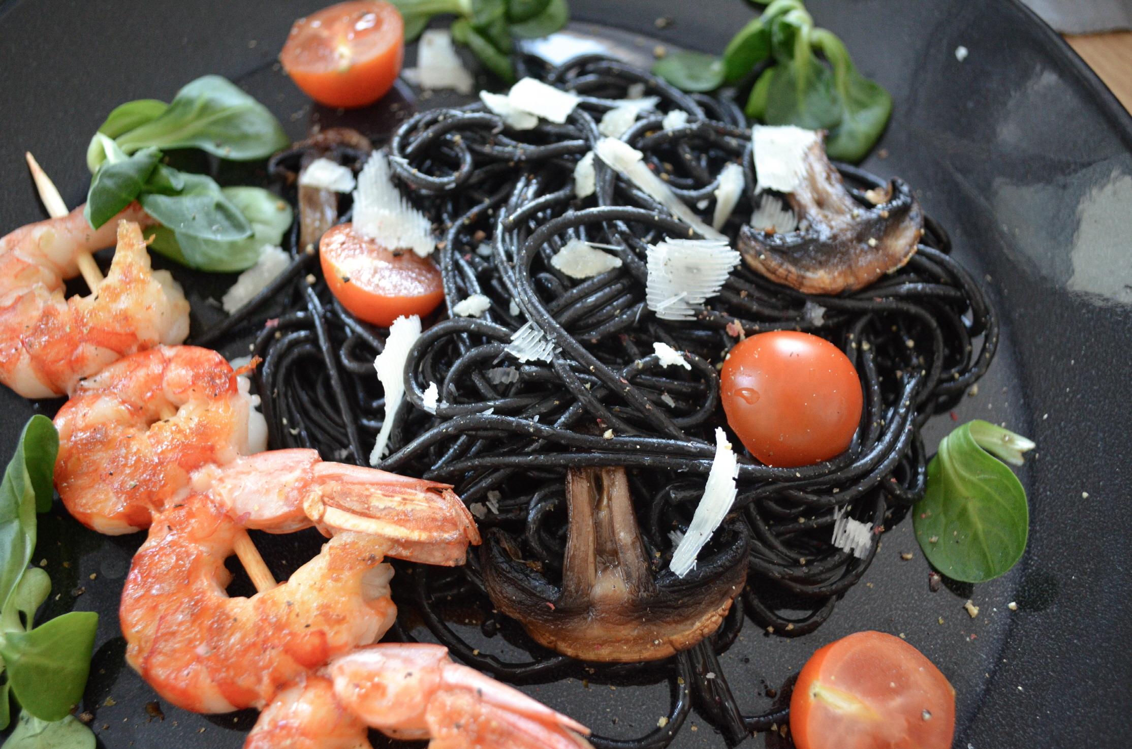 오징어 먹물 파스타  Pasta al nero di seppia