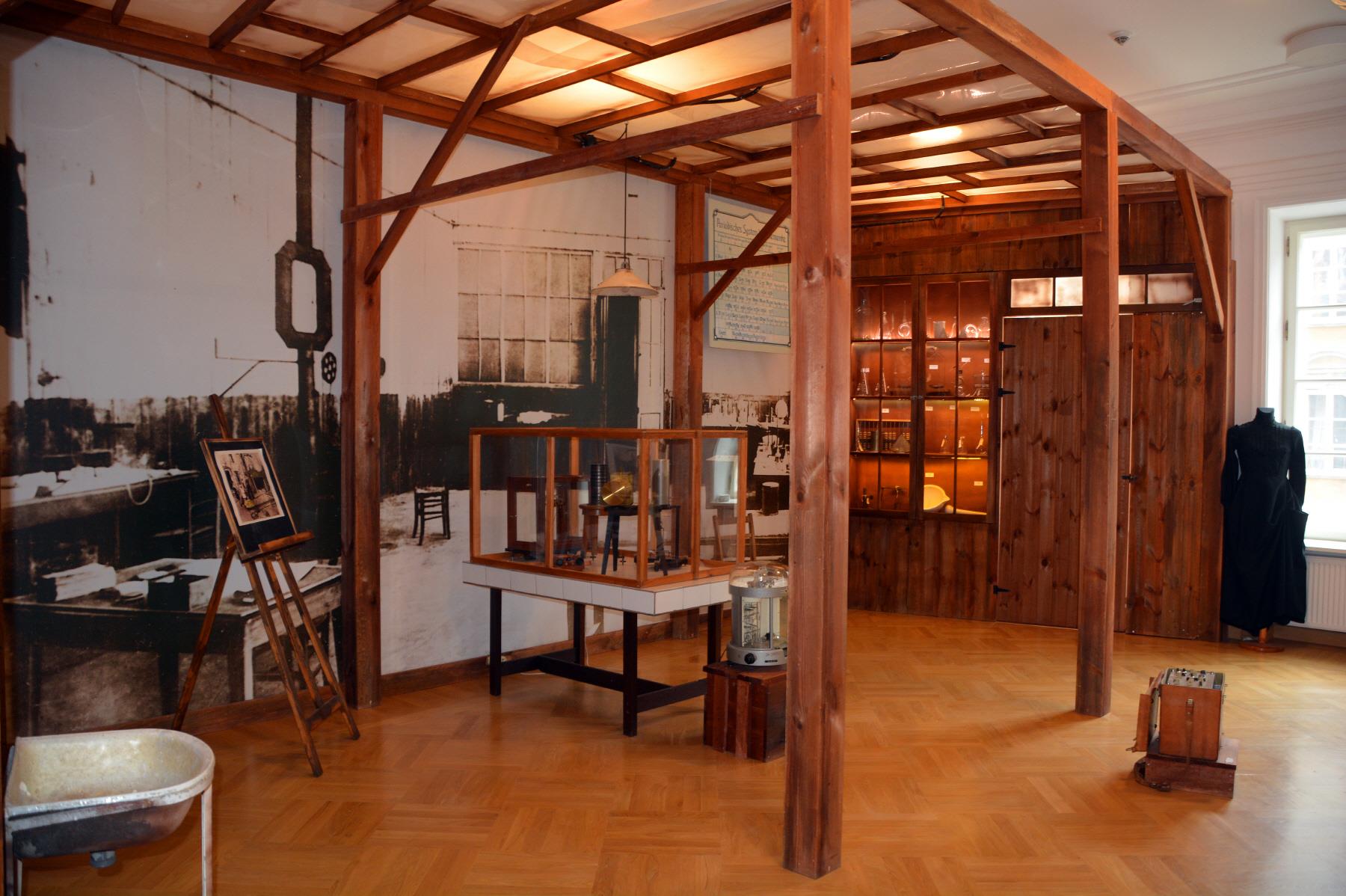 퀴리부인 생가  Muzeum Marii Skłodowskiej-Curie w Warszawie