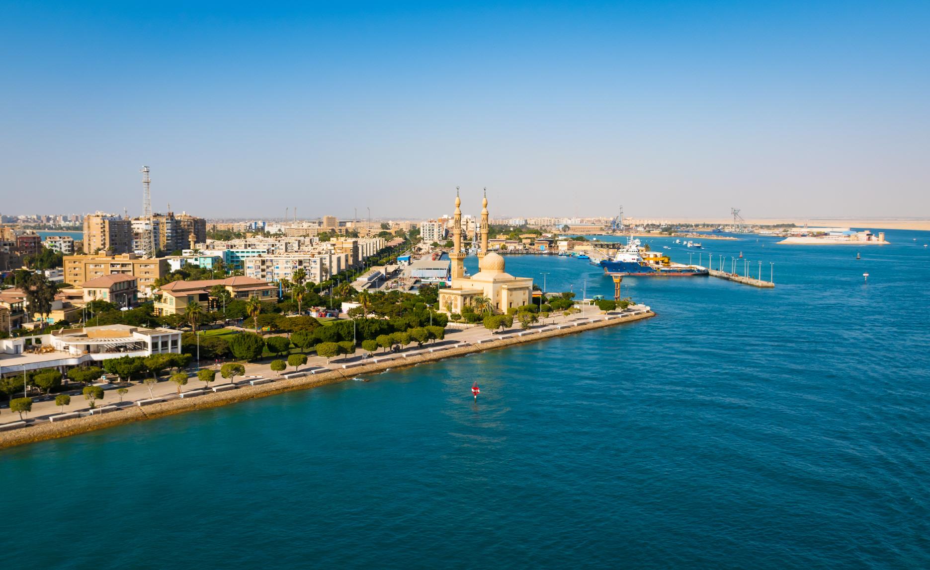 수에즈 운하  Suez Canal