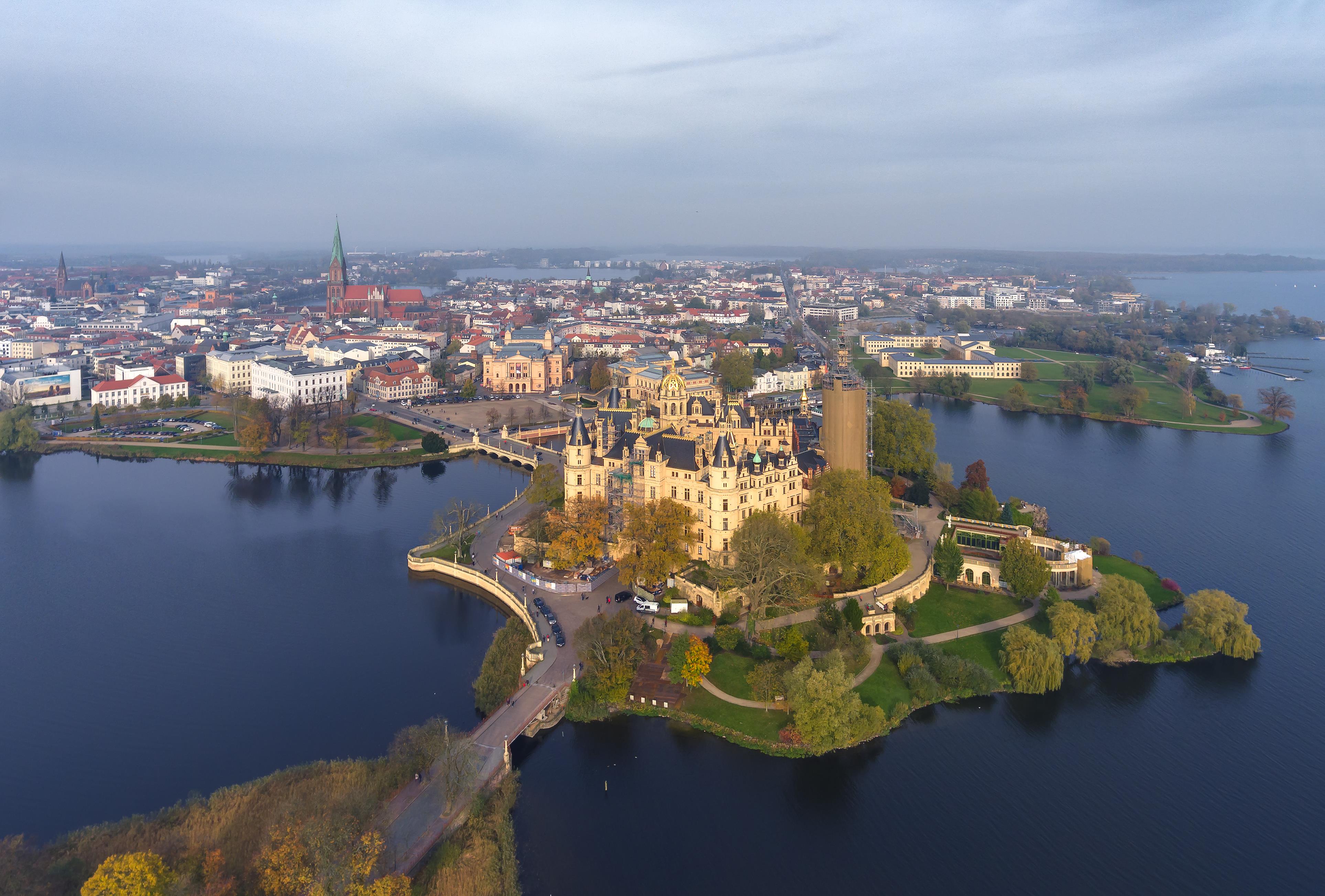 슈베린 성  Schloss Schwerin