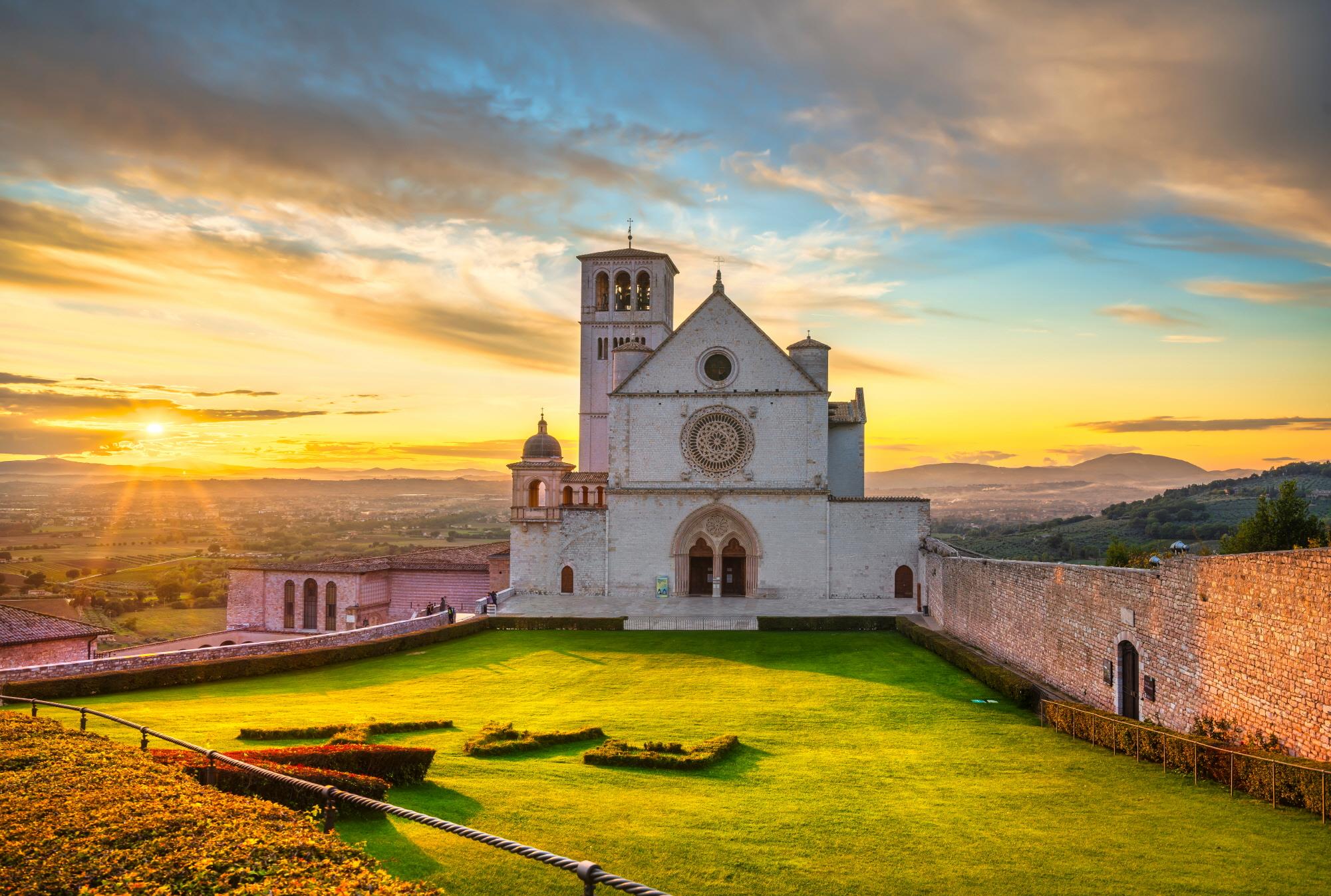 성 프란체스코 대성당  Basilica di San Francesco