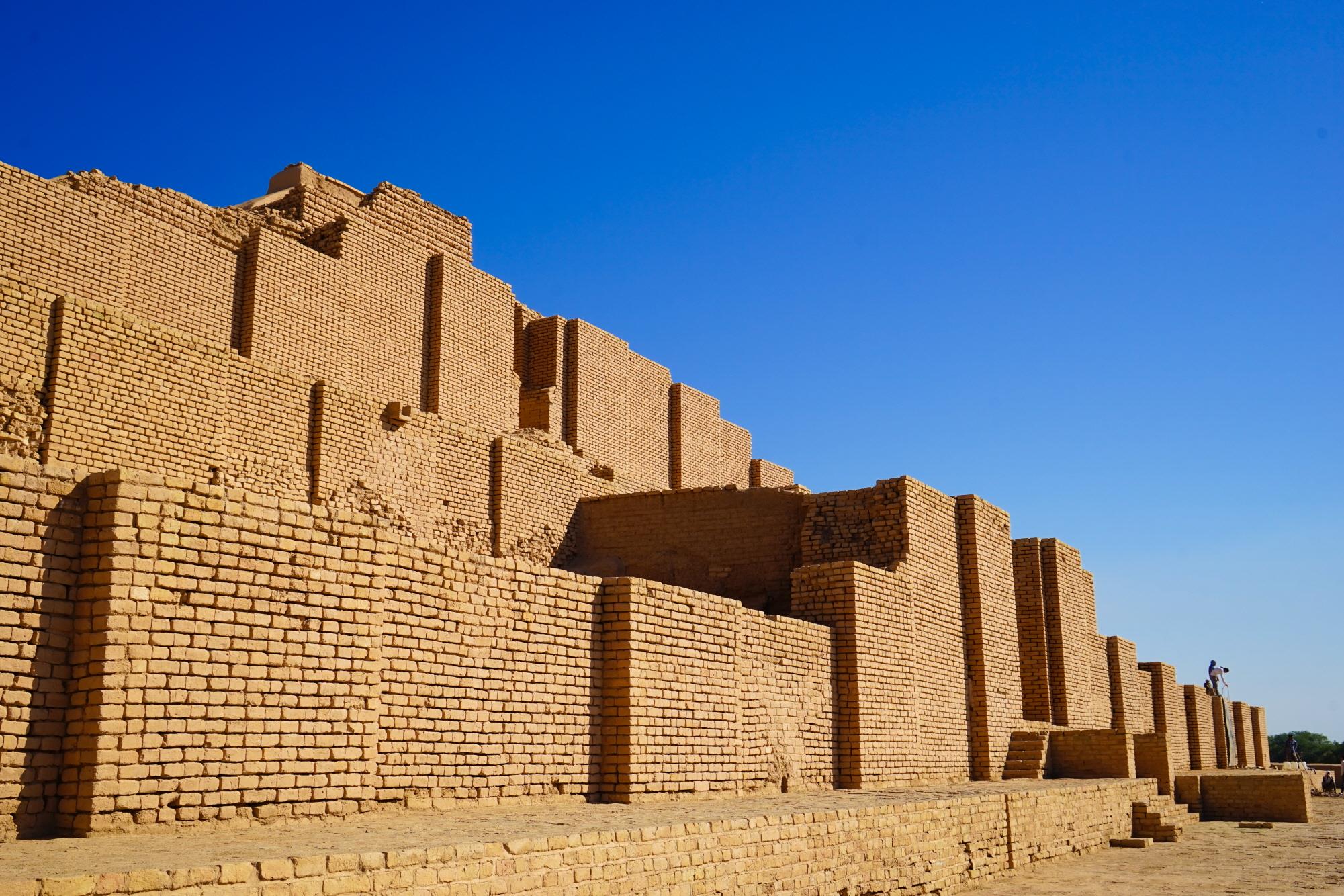 초가 잔빌 지구라트  Zikkurat(Ziggurat) Choga Zanbil