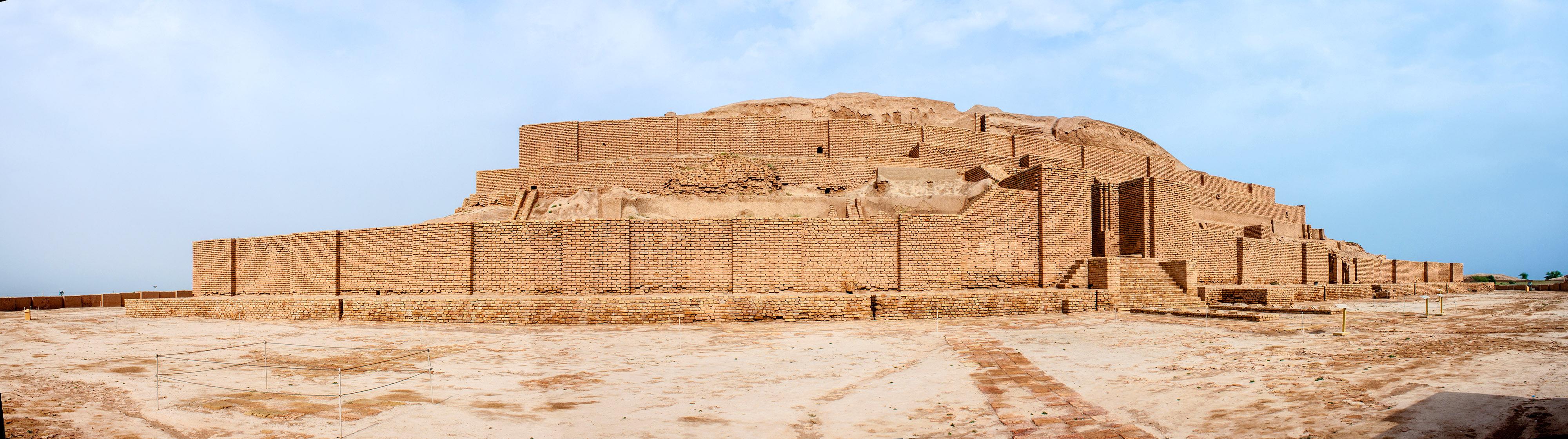 초가 잔빌 지구라트  Zikkurat(Ziggurat) Choga Zanbil