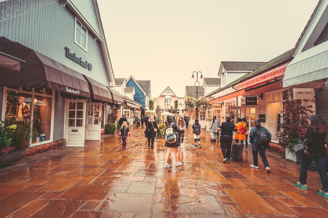 비스터 빌리지  Bicester Village Shopping Collection