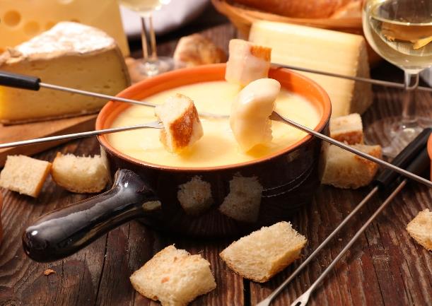 퐁듀 사부아야드  Fondue Savoyarde