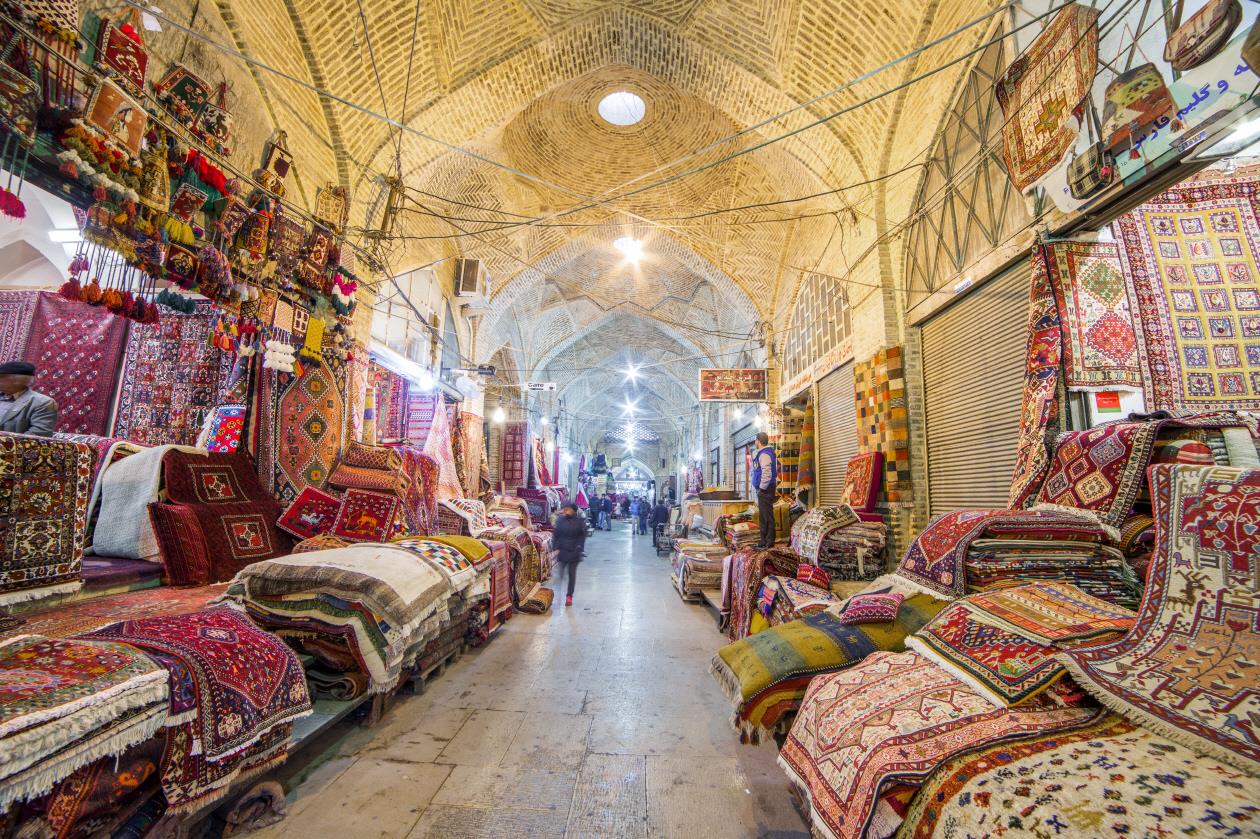 바킬 바자르  Vakil Bazaar