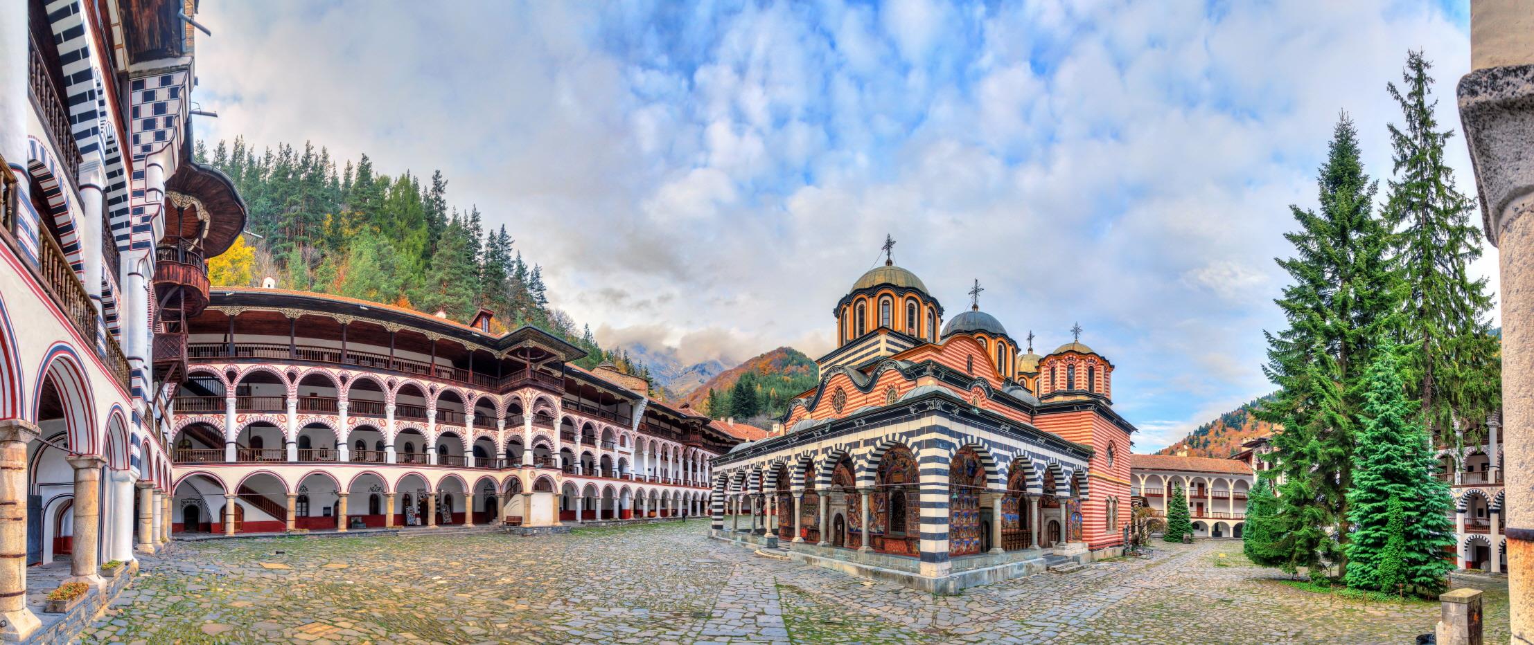 릴라 수도원  Rila Monastery