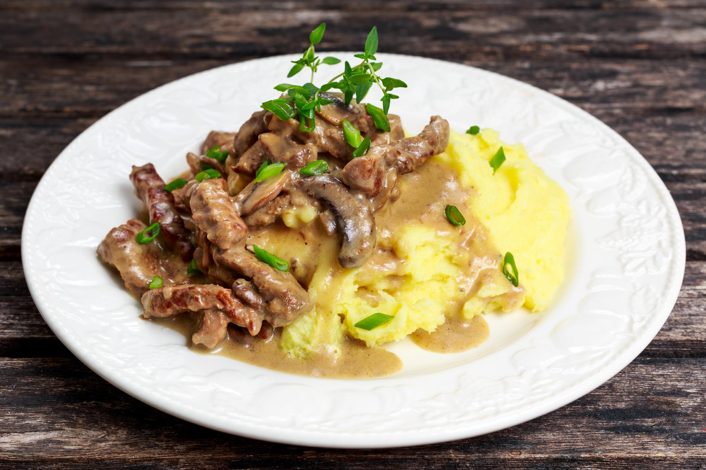 비프 스트로가노프  Beef Stroganov(beef stroganoff)