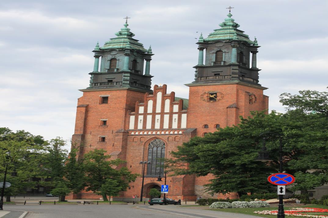 포즈난 교회  Poznan parish church