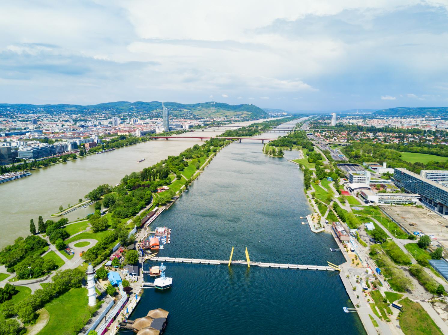 도나우 인젤  Donau Insel(Danube City)