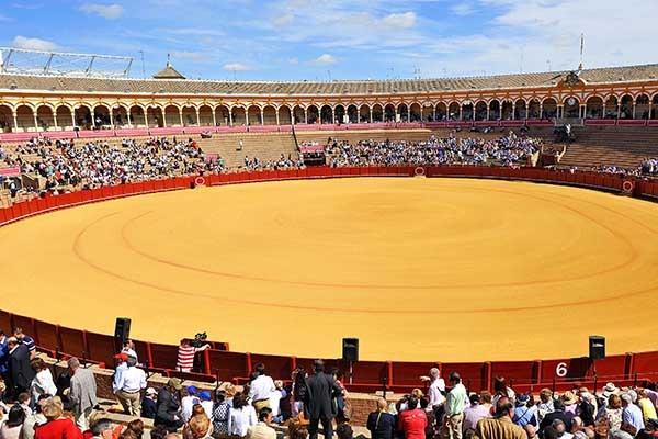 세비야 투우장  Plaza de toro de real maestranza de Caballeria de Sevilla