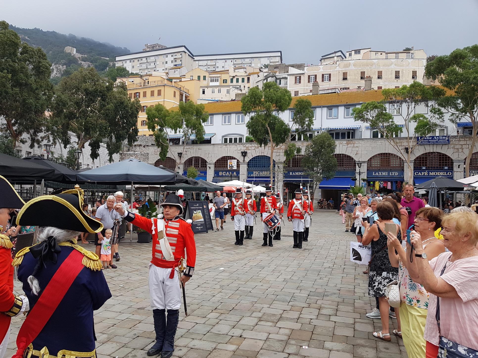 그랜드 케이스메이츠 광장  Grand Casemates Square