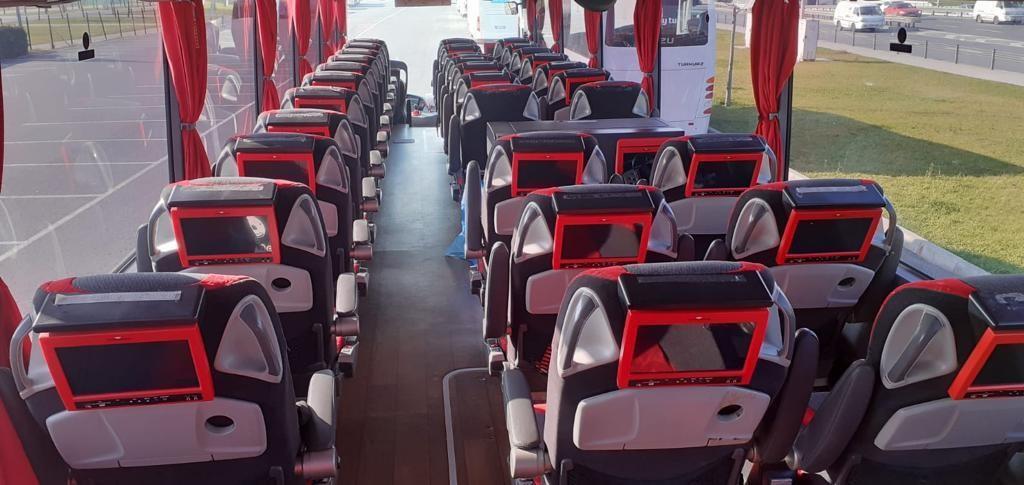 우등버스(2+1좌석)  Deluxe Bus(2+1SEAT)