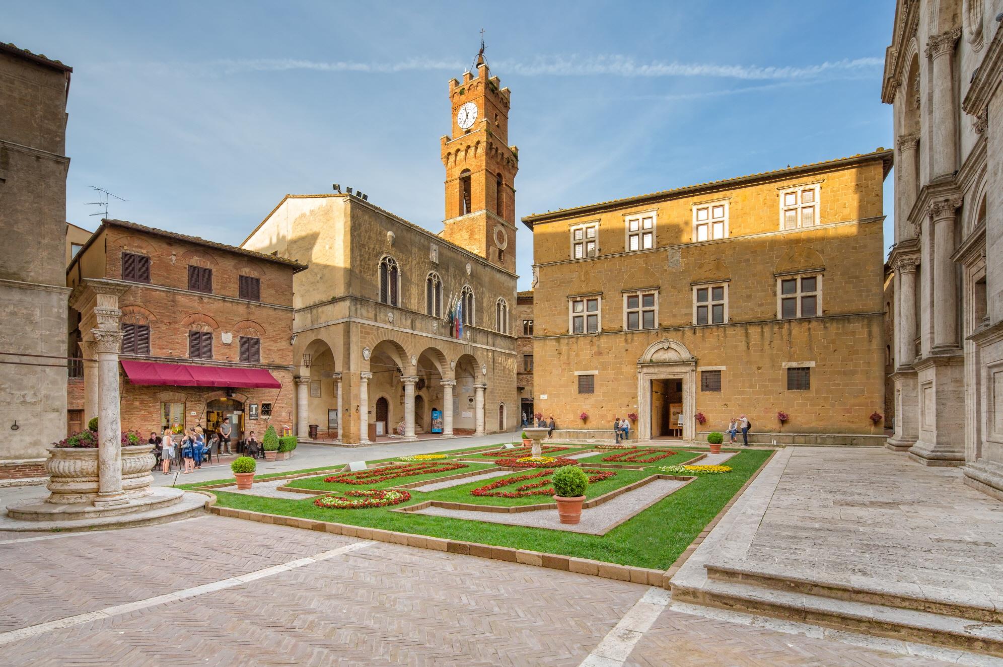피엔차 산타마리아 아순타대성당  Pienza Duomo di Santa Maria Assunta
