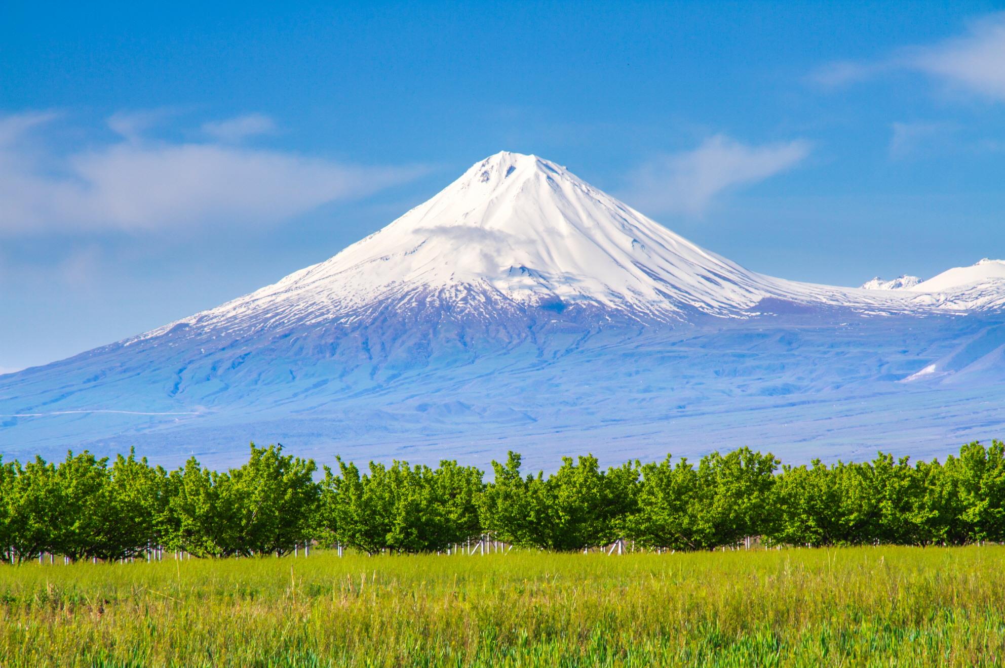 아라라트 산  Ararat Mountain