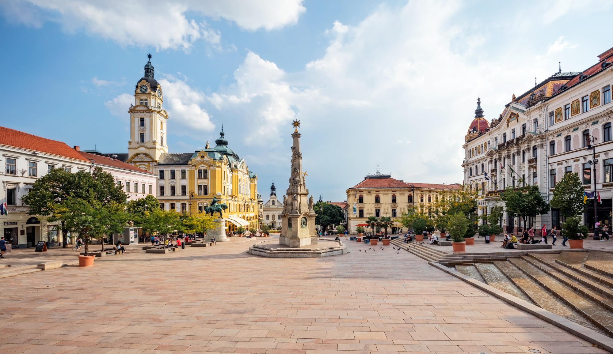 페치 세체니광장  Szechenyi Square