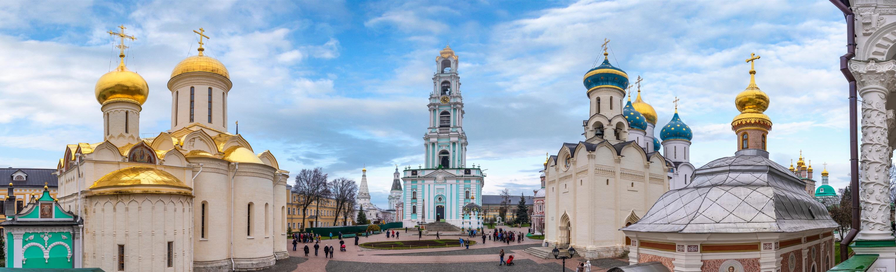 삼위일체 성당  The Holy Trinity-St. Sergius Lavra