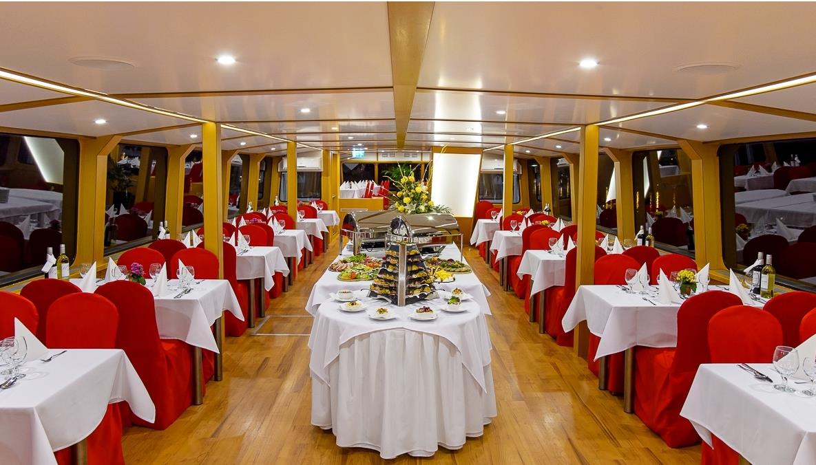 다뉴브강 디너 크루즈  Danube River dinner cruise tour