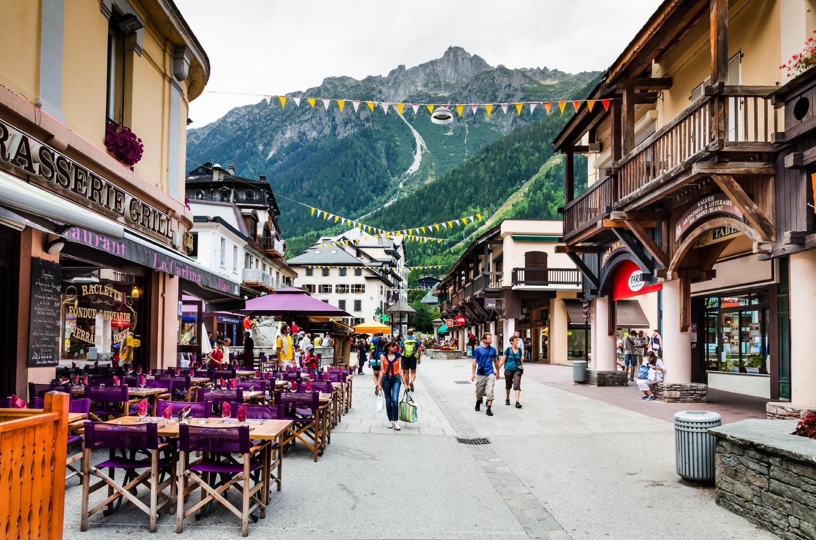 샤모니 시내  CHAMONIX-MONT-BLANC