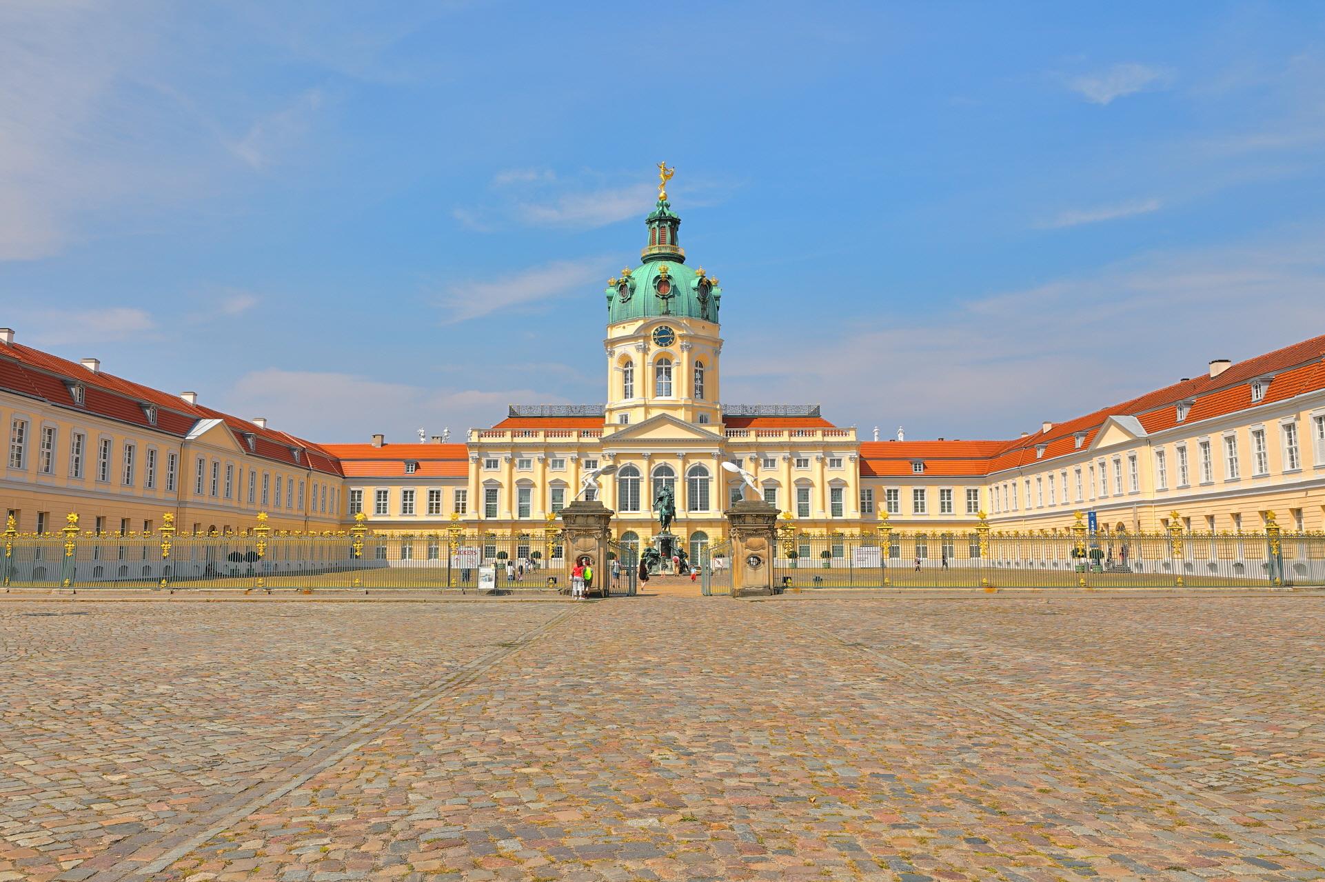 샤를로텐부르크 성  Schloss Charlottenburg