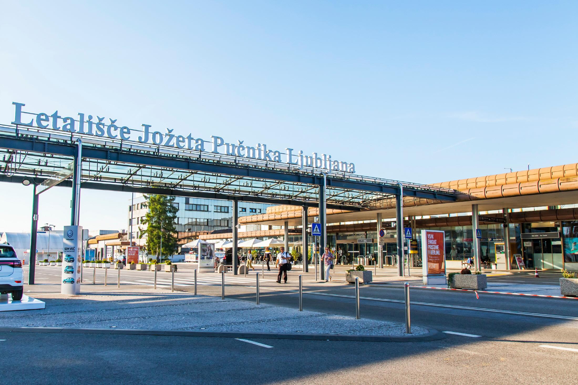 인천공항 출국 - 류블랴나공항 입국  Ljubljana Joze Pucnik Airport