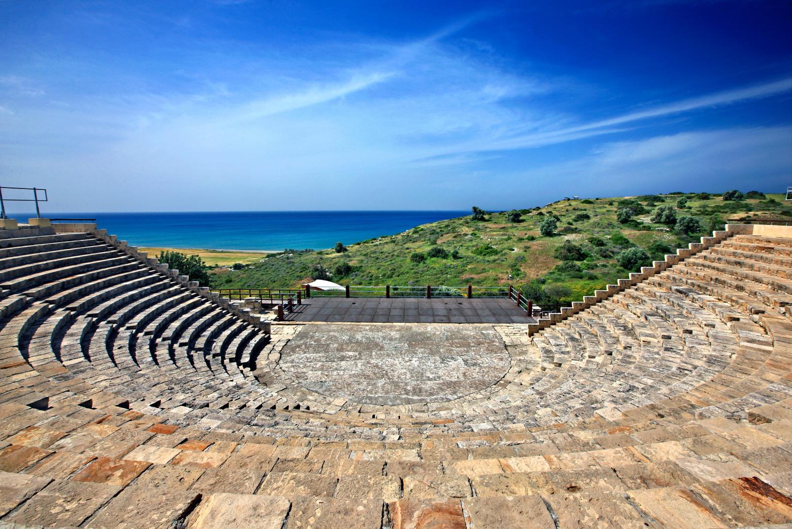 고대 원형 극장  Κourion Ancient Amphitheater