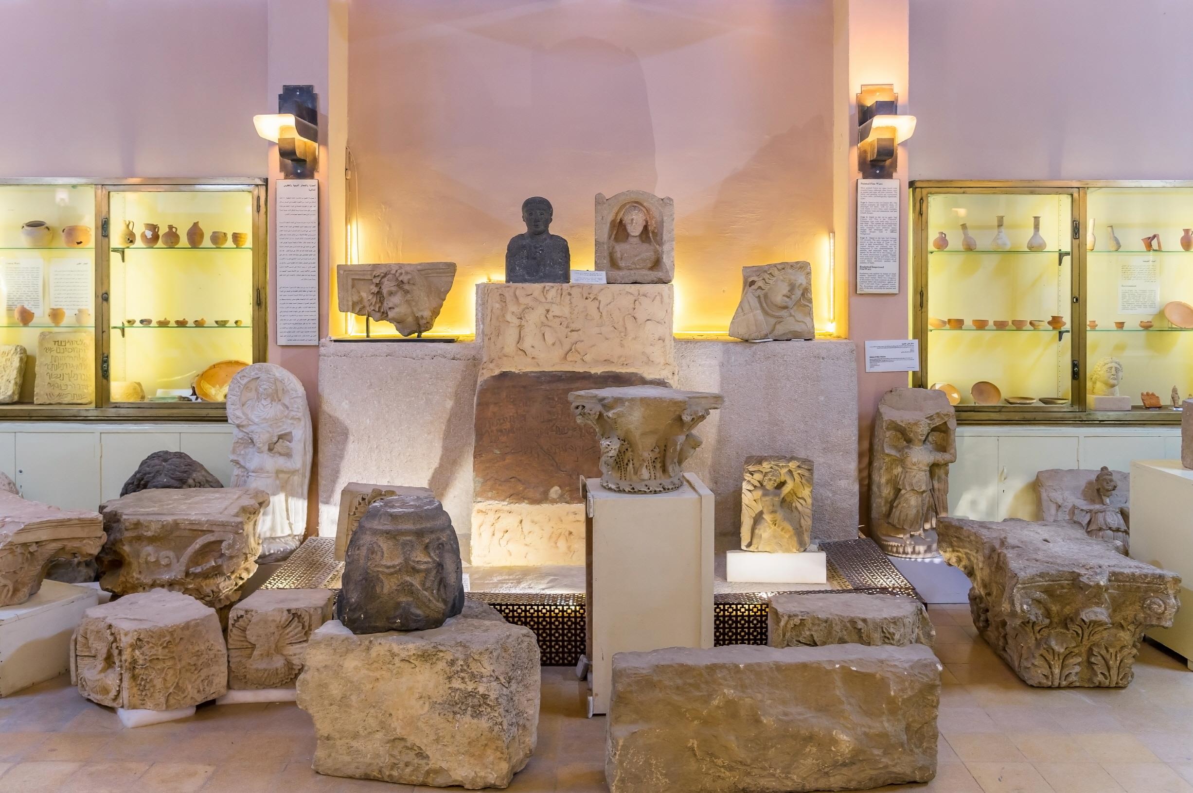 요르단 고고학 박물관  Jordan Archaological Museum