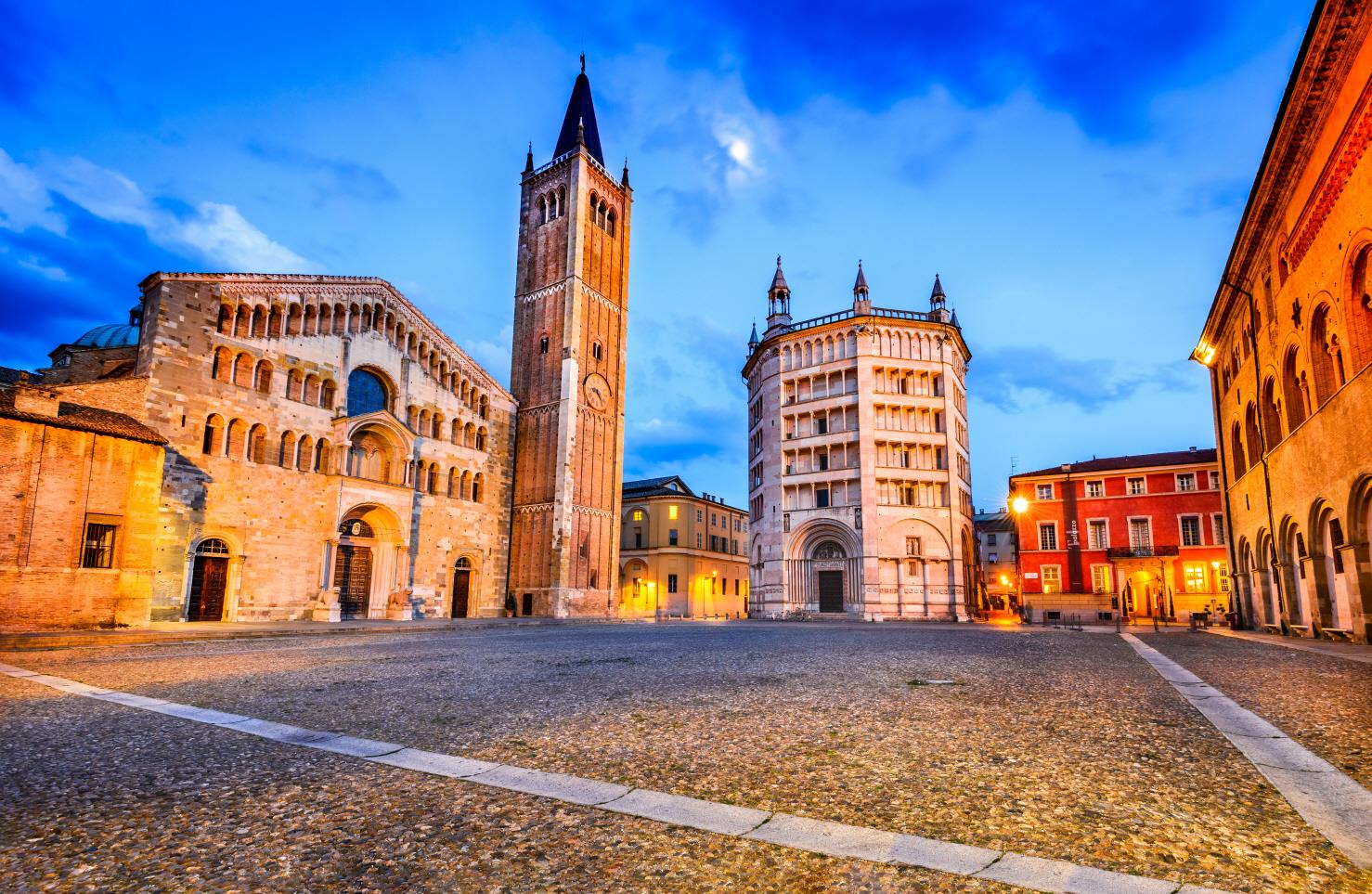 파르마 두오모성당과 광장  Parma Piazza del Duomo & Parma Cathedral