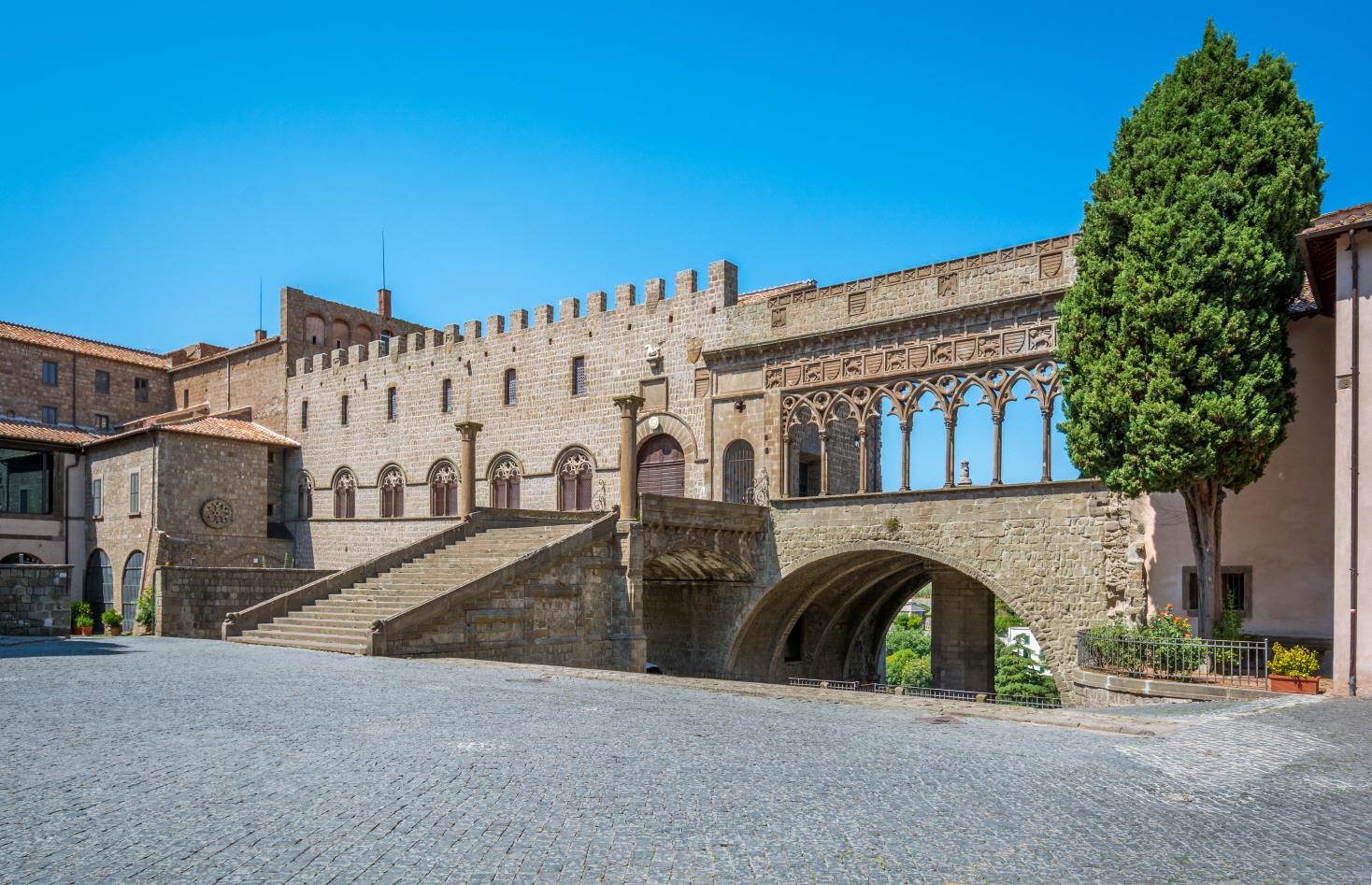 비테르보 교황 궁전  Viterbo Palazzo dei Papi