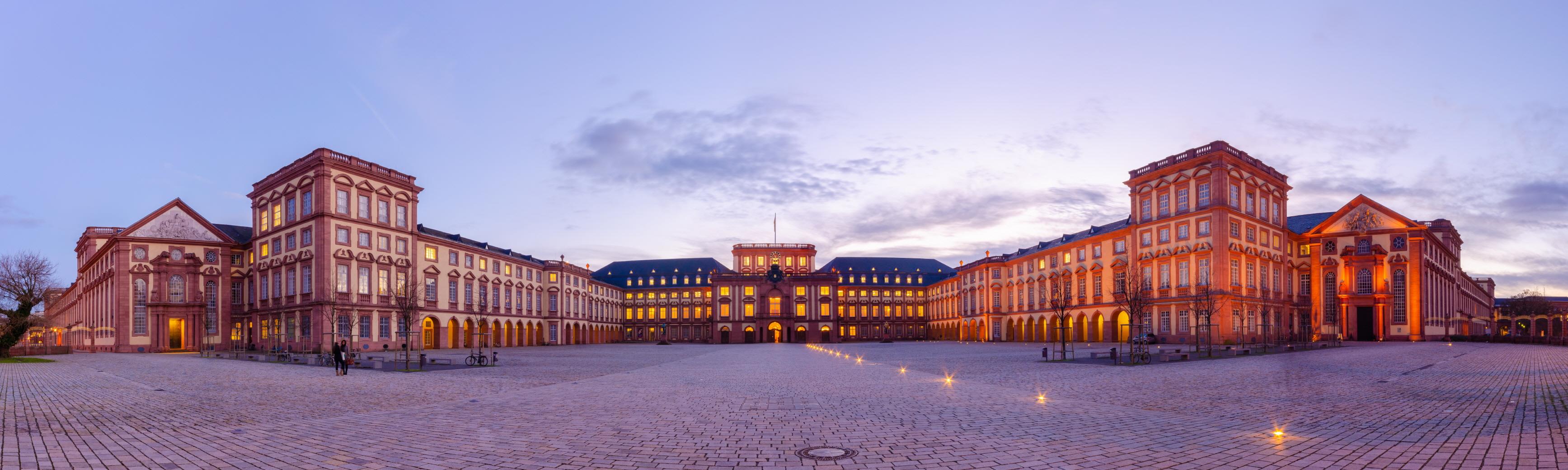 만하임 궁전  Mannheim Baroque Palace