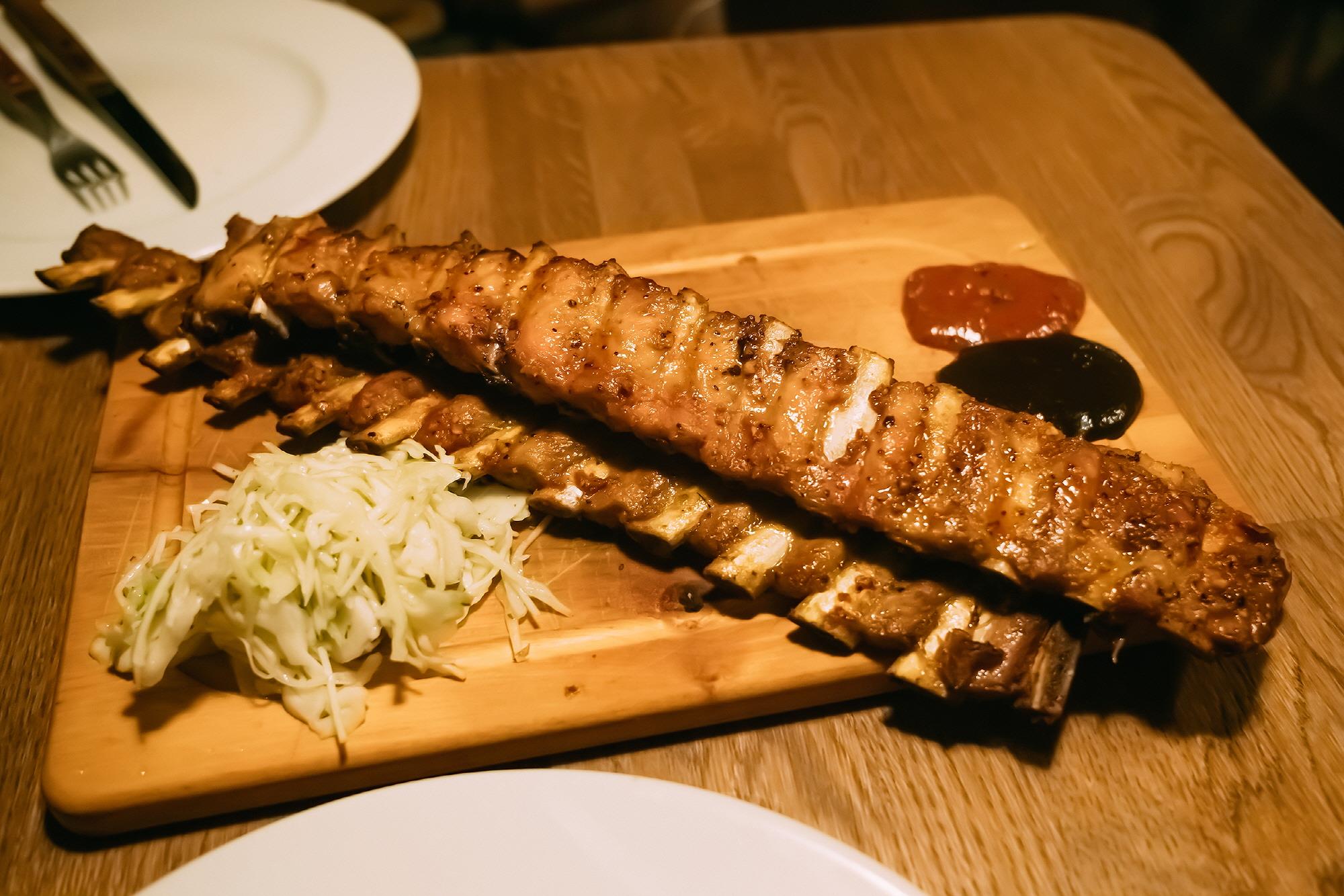 바베큐 포크립스  Barbecue pork ribs