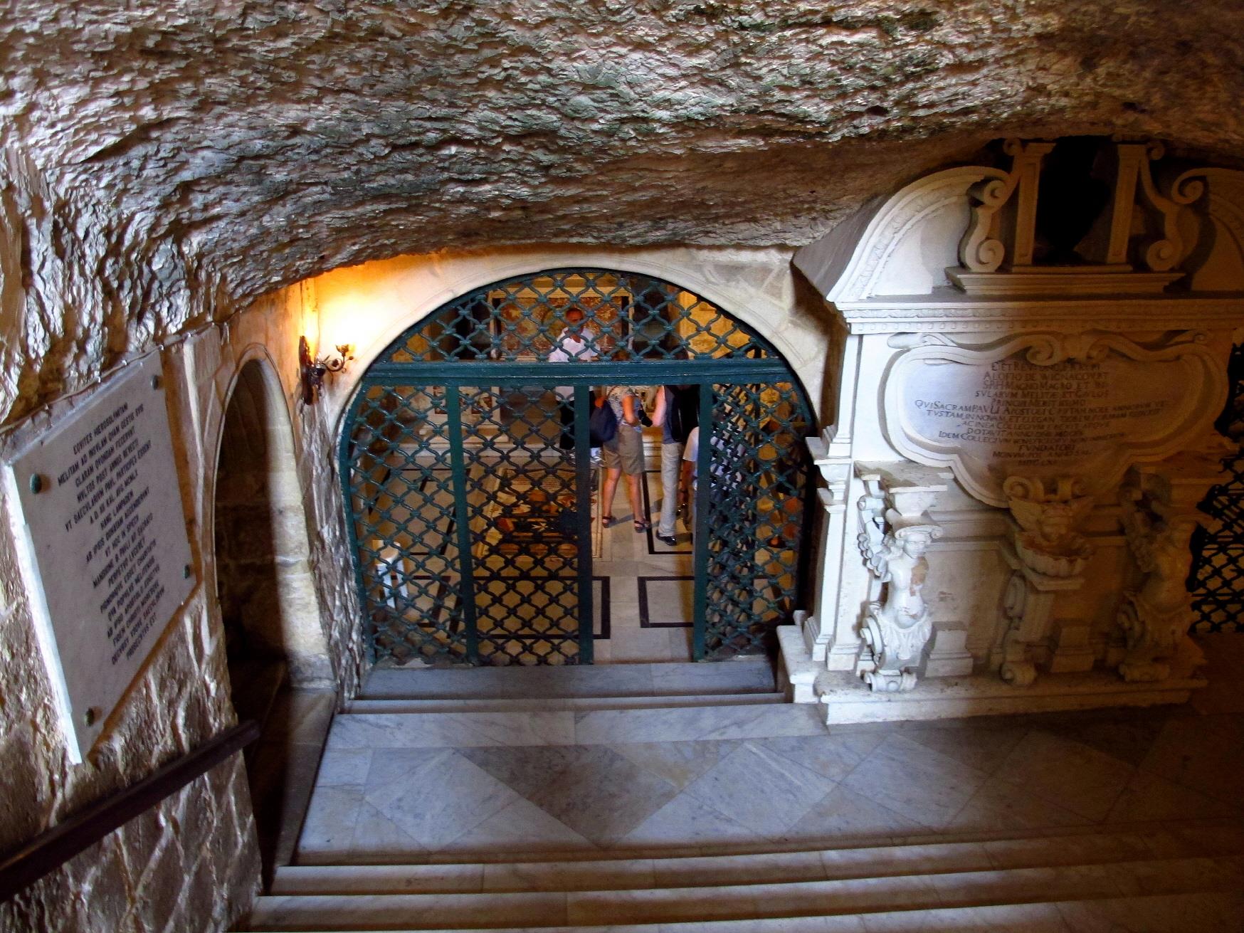 성 바울 동굴  Grotto Of St Paul