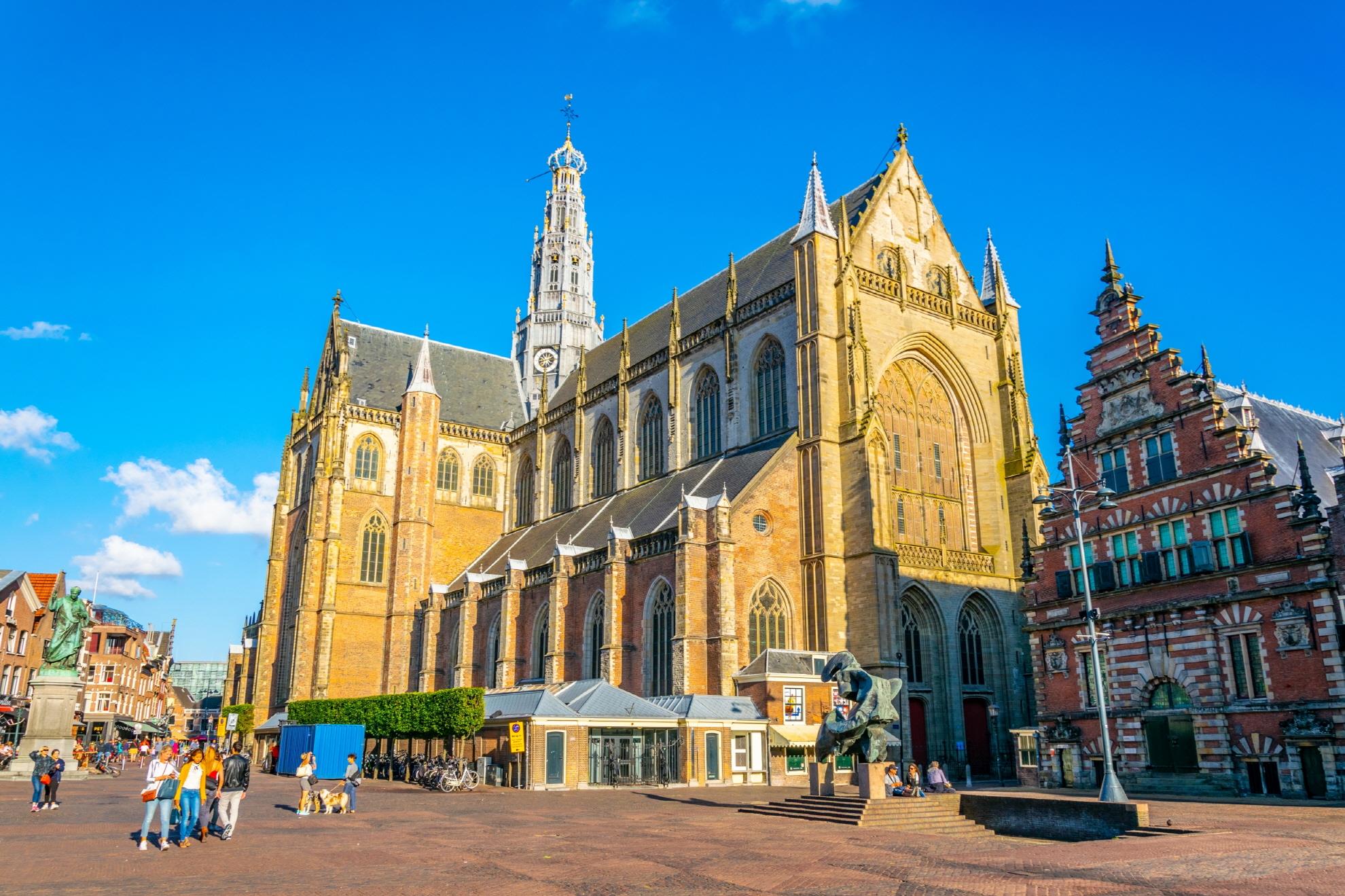 마르크트 광장과 성 바보 교회  Grote Markt and Saint Bavo church