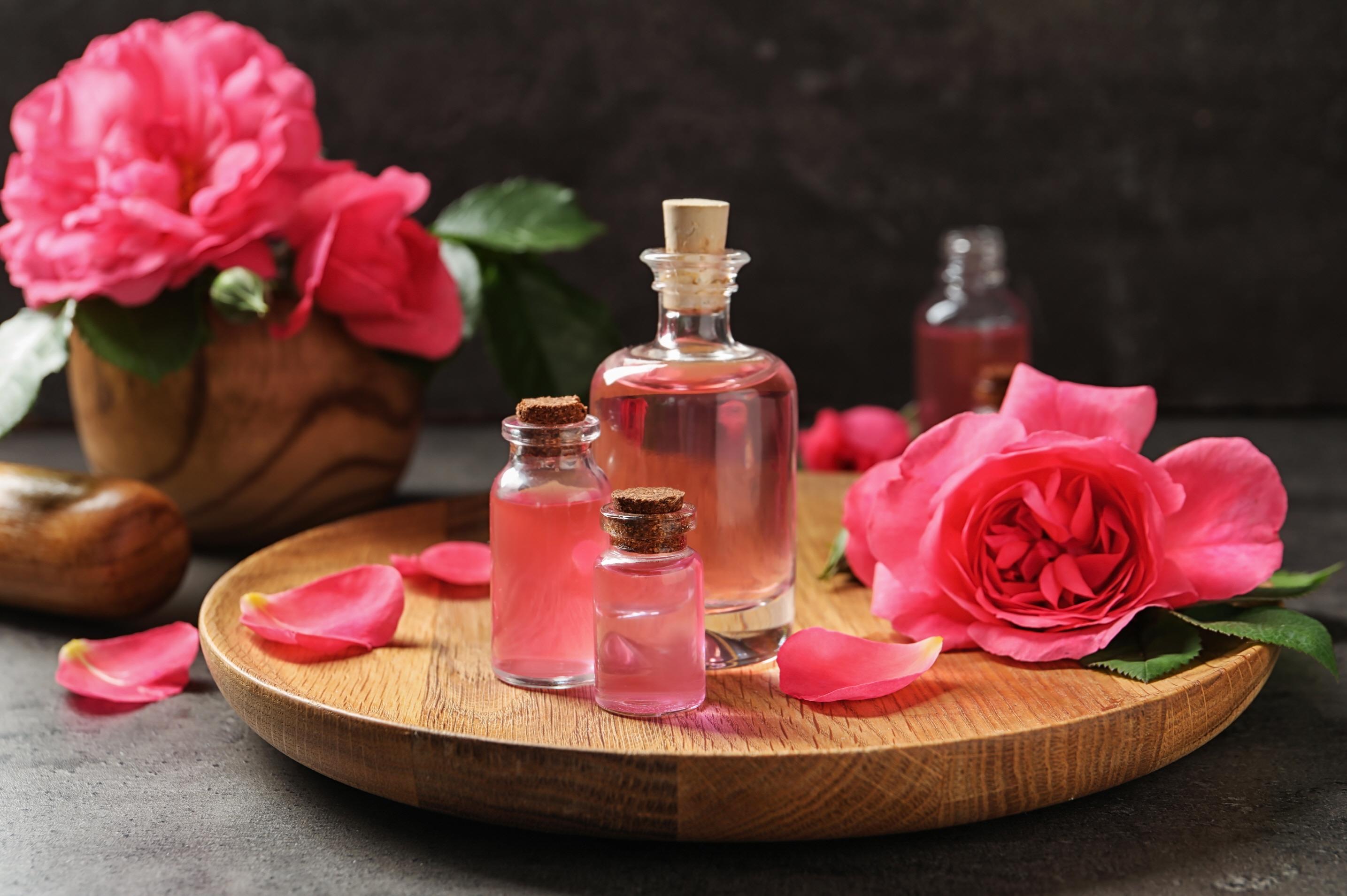 장미 오일  Rose Oil