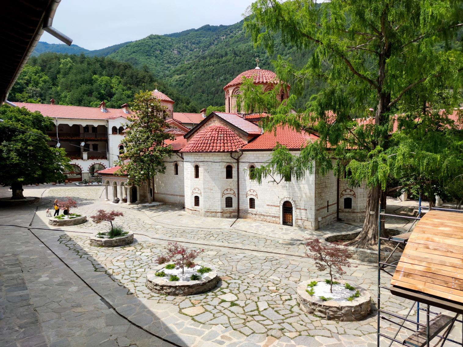 바츠코보 수도원  Bachkovo Monastery