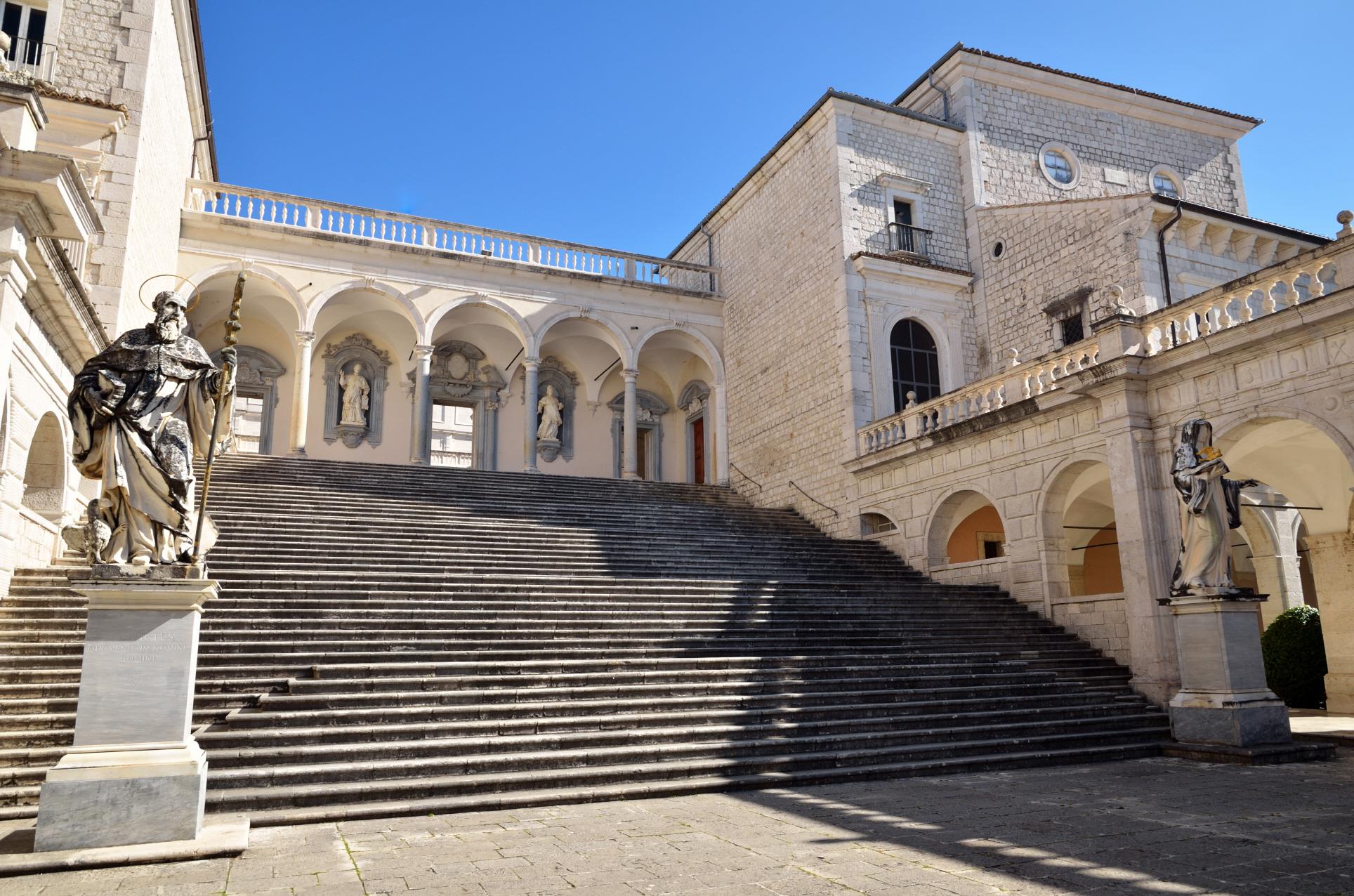 몬테 카시노 수도원  Abbey of Montecassino