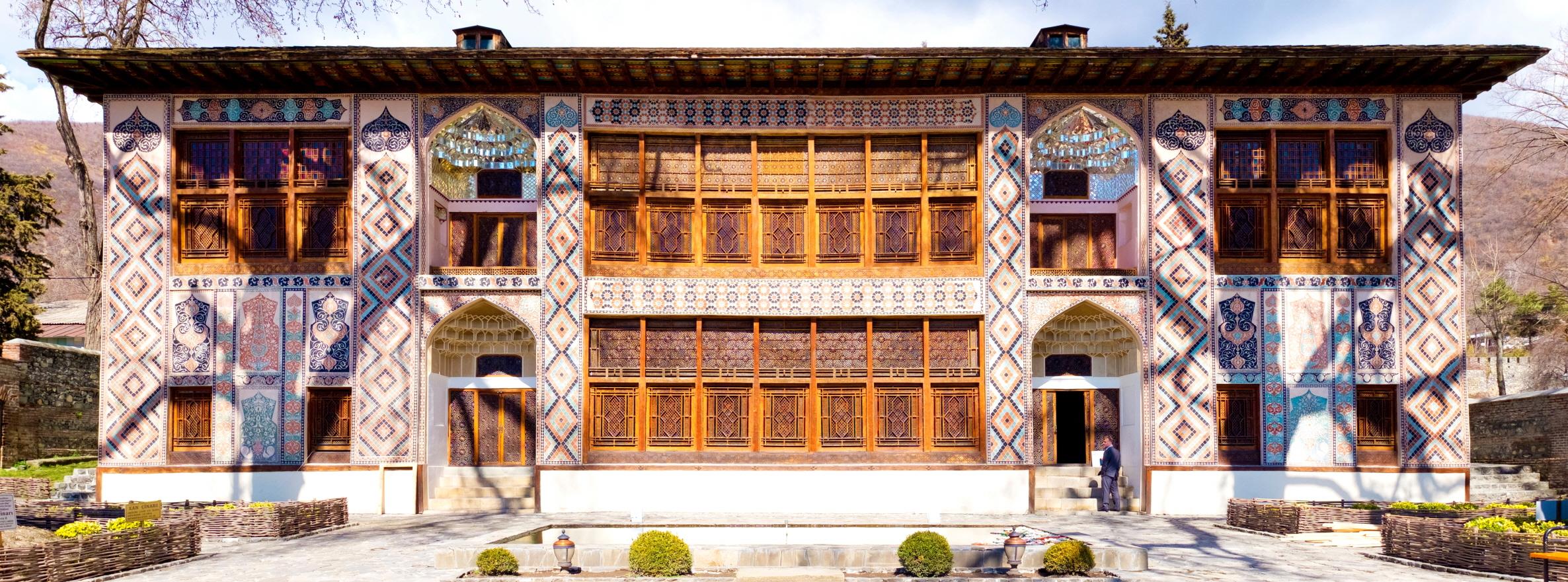 칸사라이 궁전  Palace of Shaki Khans