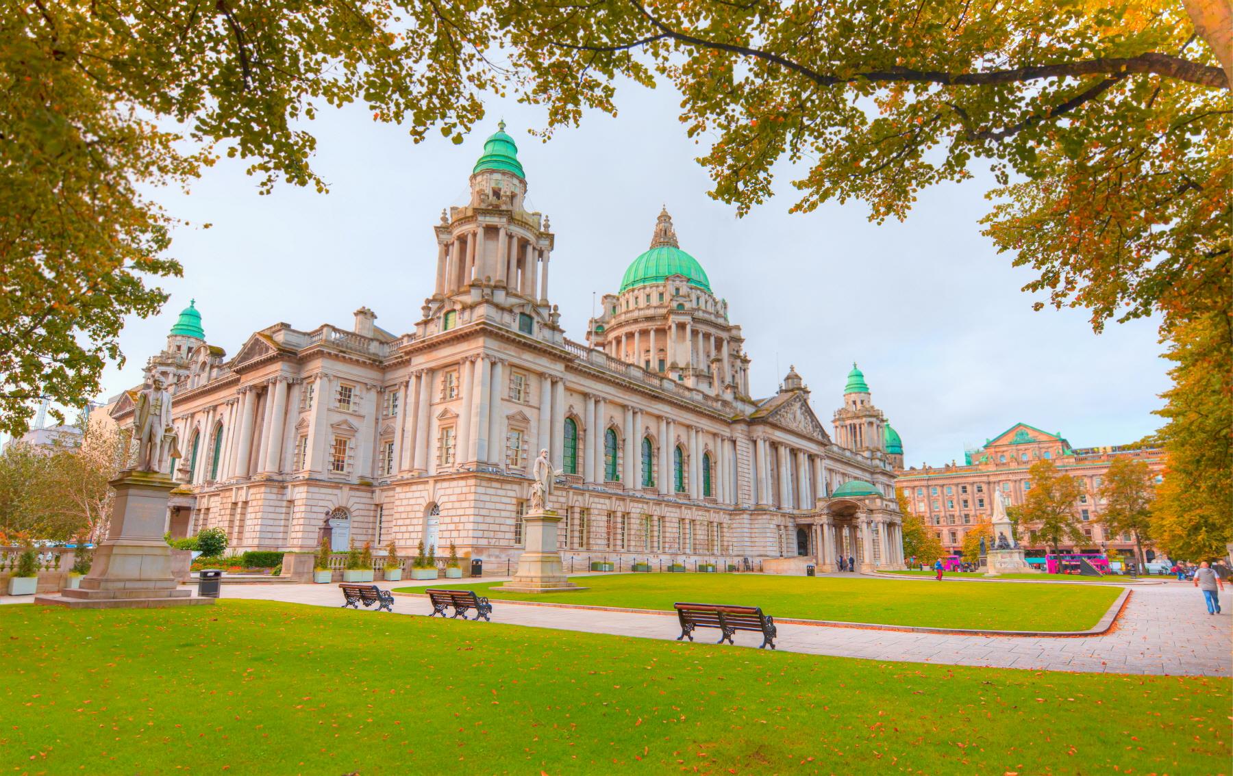 벨파스트 시청  BELFAST CITY HALL