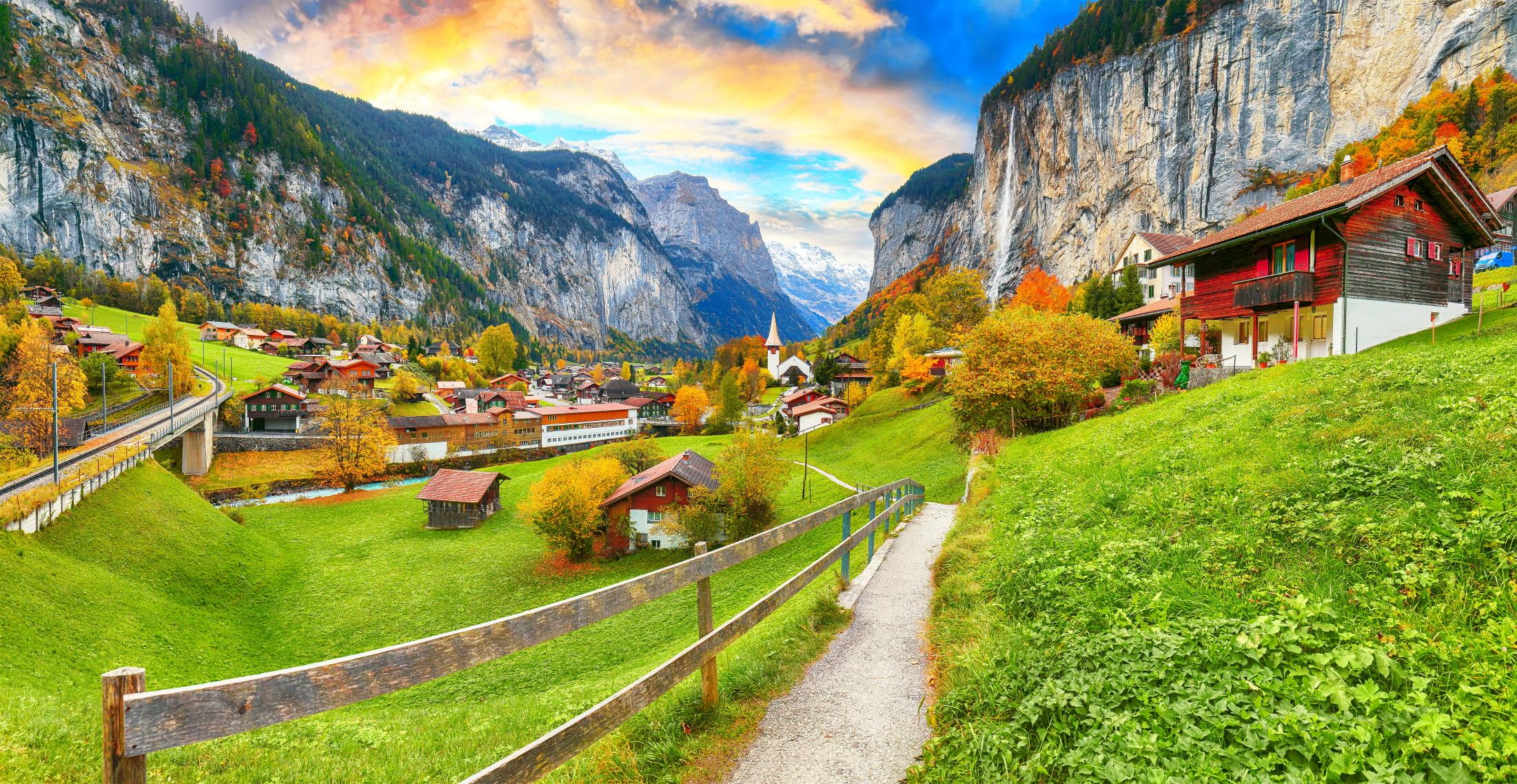 라우터브루넨 마을  Lauterbrunnen