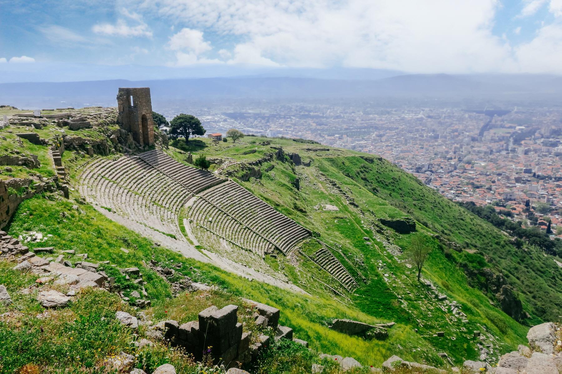 디오니소스 극장  Temple of Dionysus Pergamon