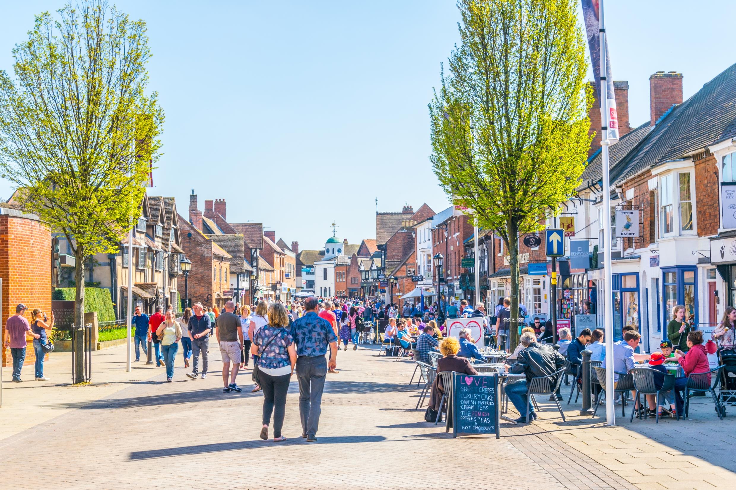 스트랫퍼드어폰에이번 시내  STRATFORD-UPON-AVON