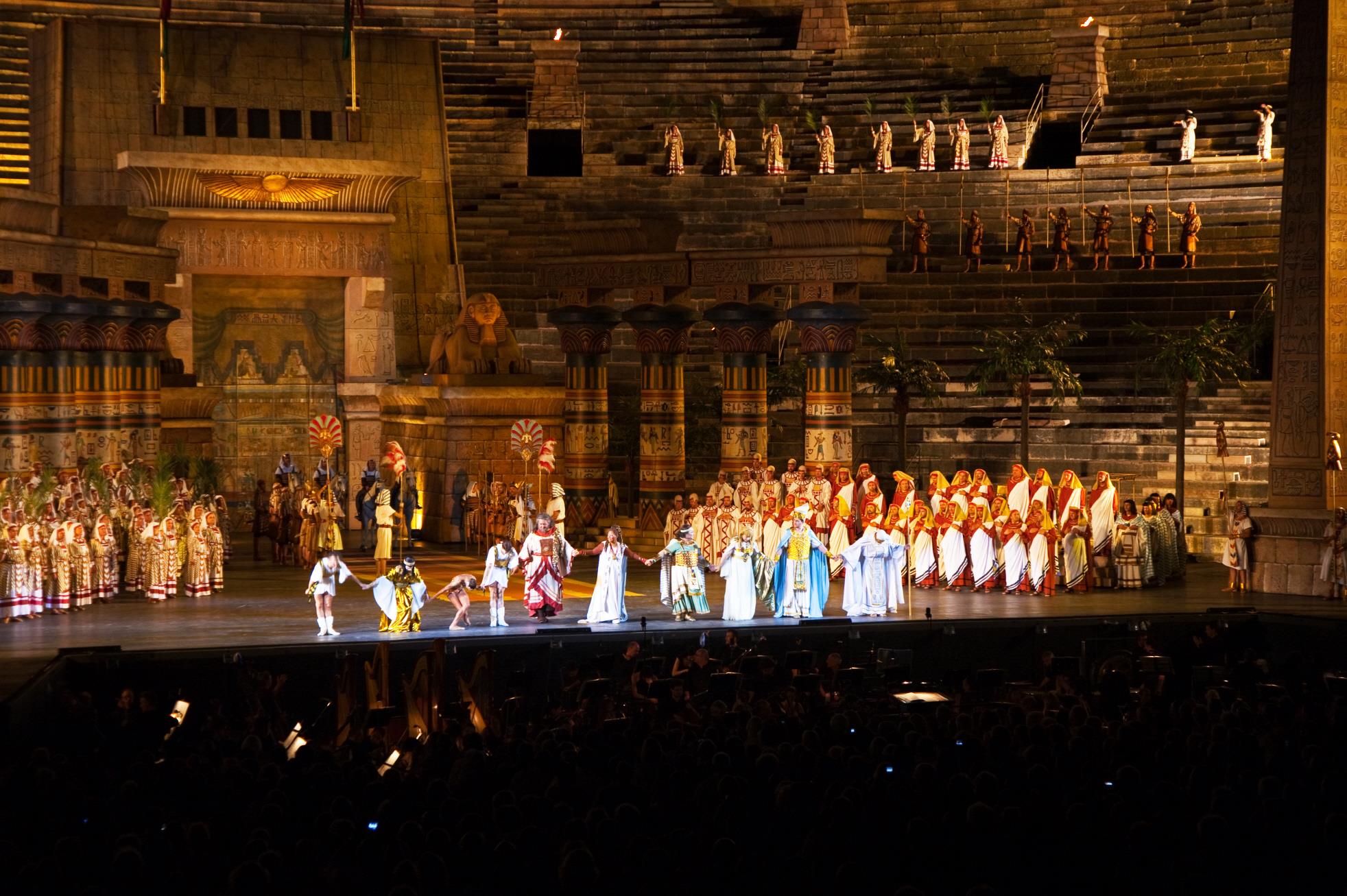 베로나 오페라 관람  Arena Opera