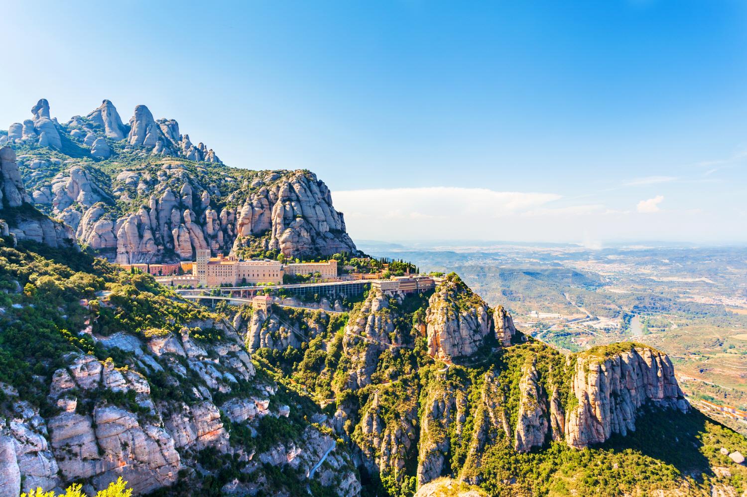 몬세라트 수도원  Monasterio de Montserrat