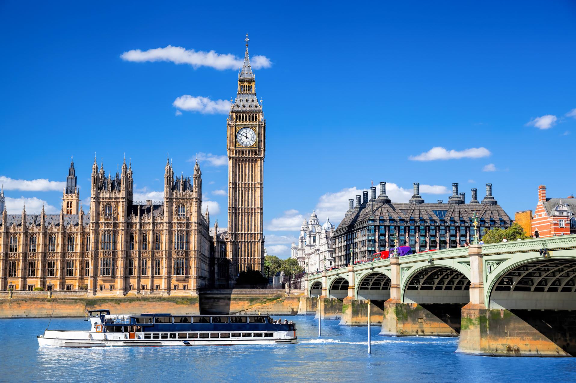 템즈강 유람선  Thames River Cruise